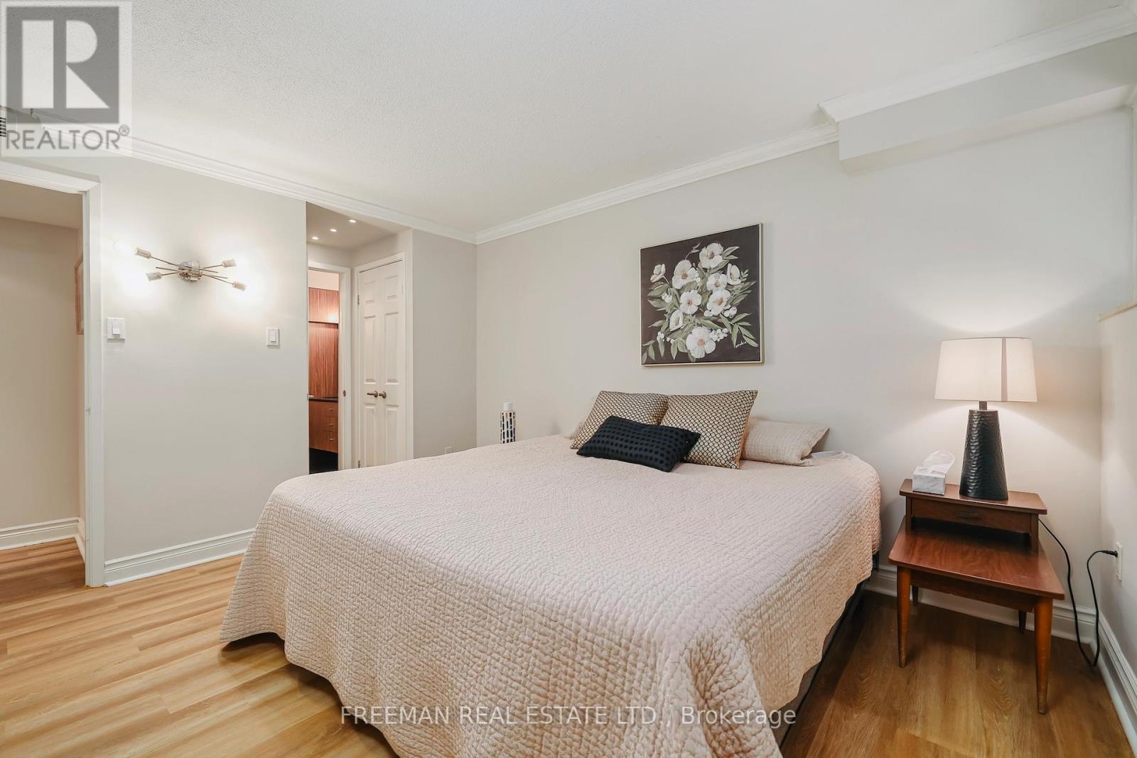 Photo 35 of 204 360 Bloor Street E, Toronto ON