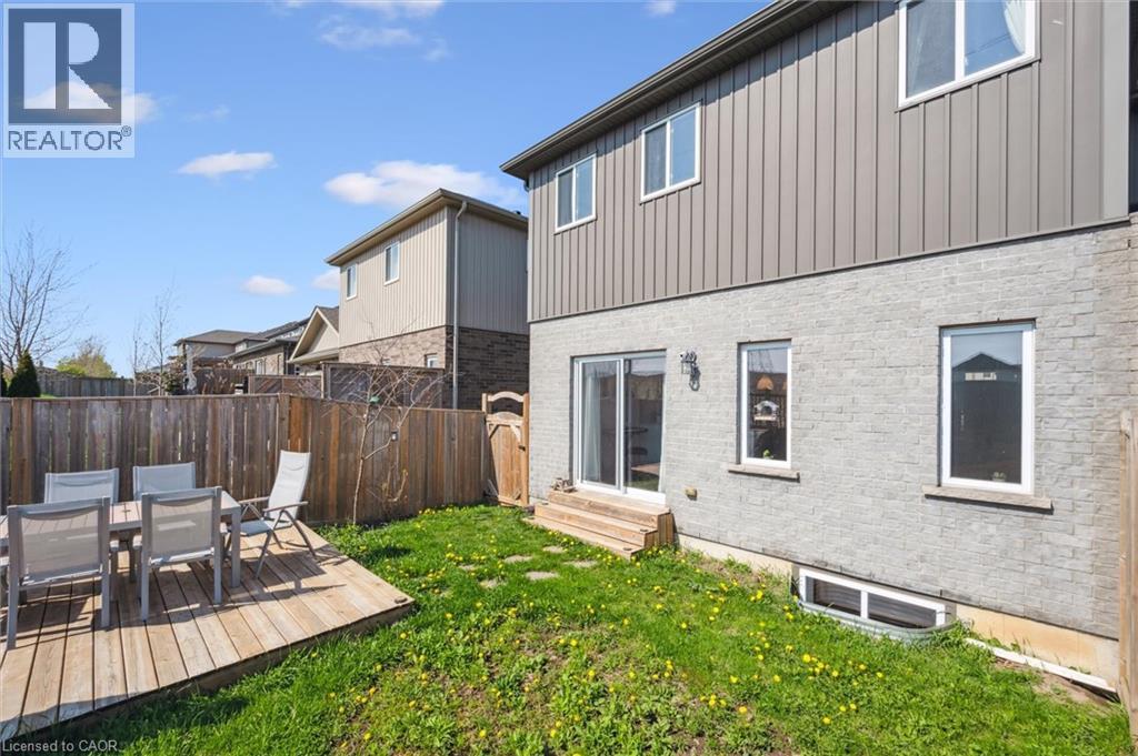 Photo 21 of 605 Montpellier Drive Unit B, Waterloo ON