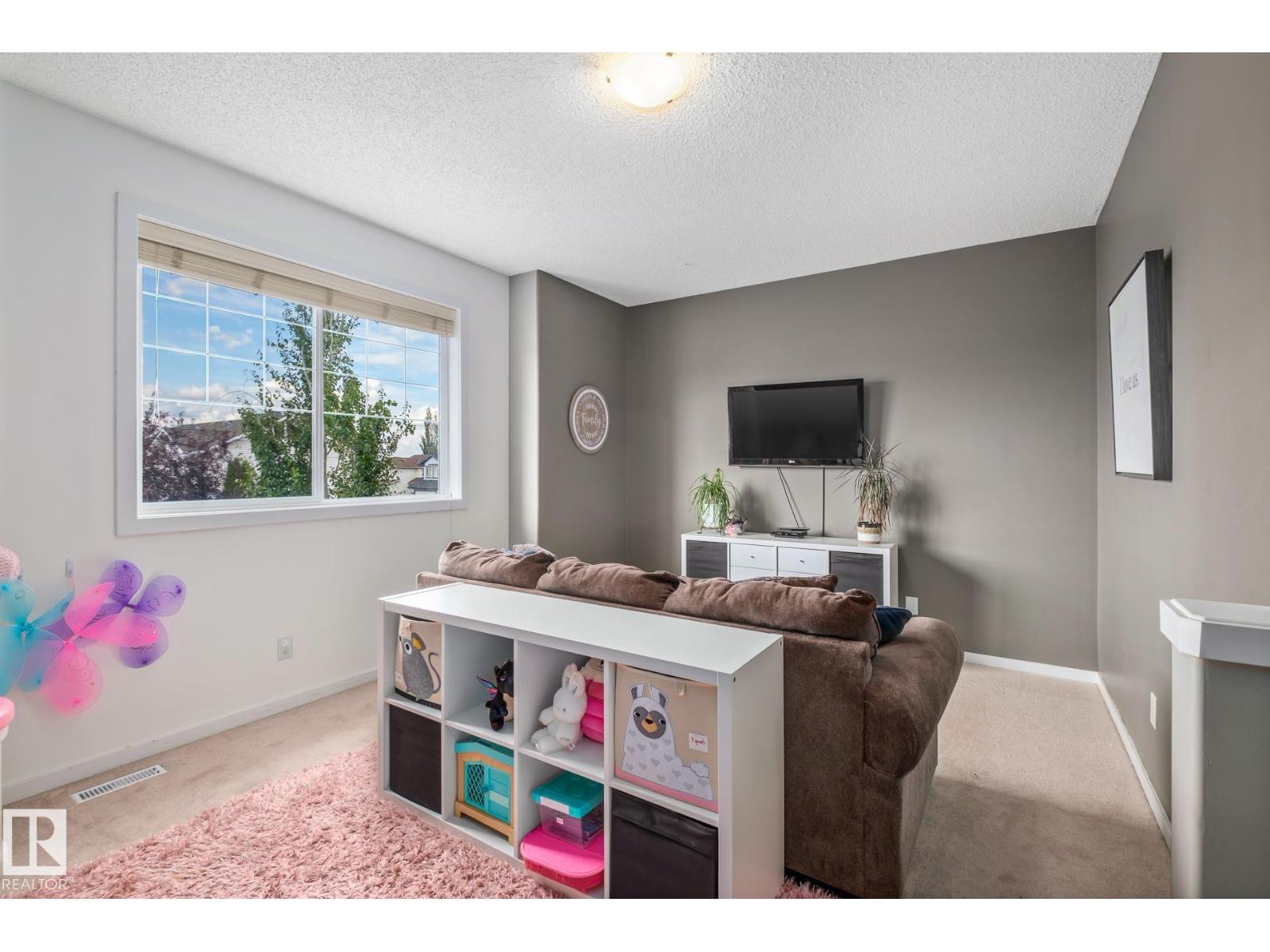 Photo 20 of 201 Cornwall Rd, Sherwood Park AB