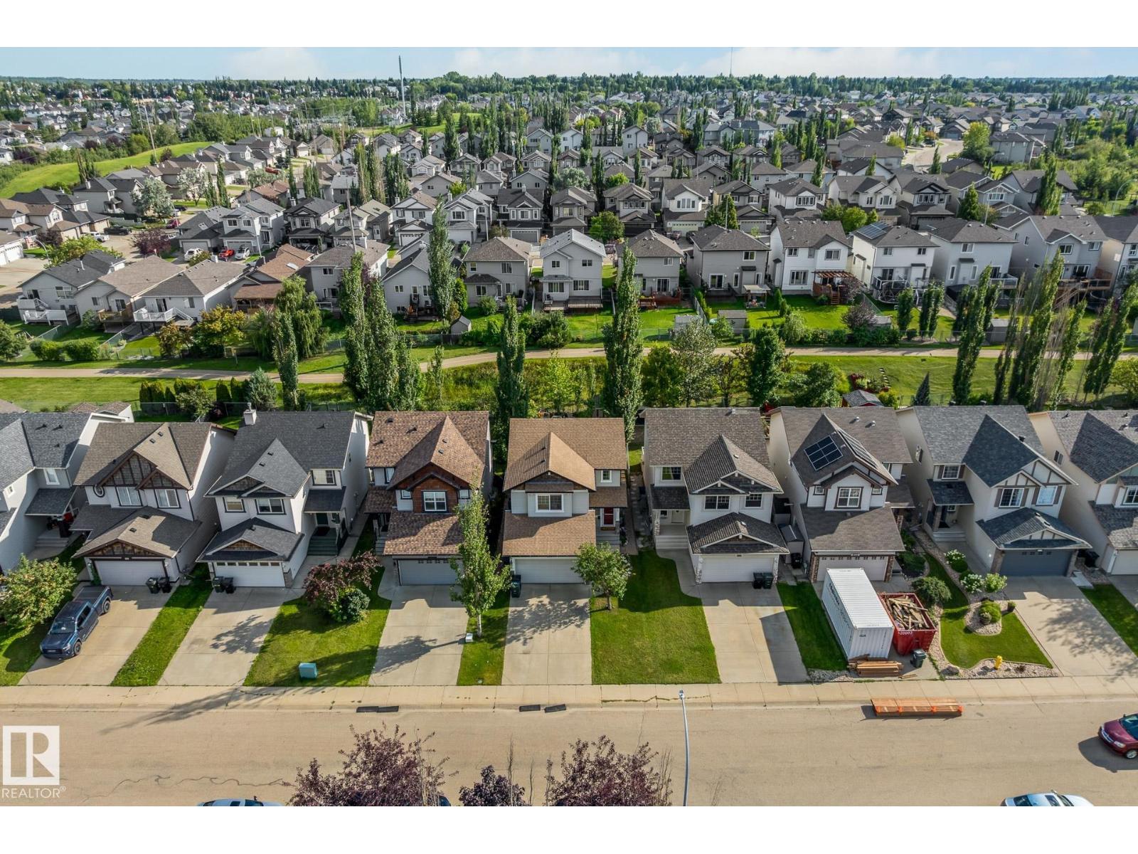 Photo 35 of 201 Cornwall Rd, Sherwood Park AB