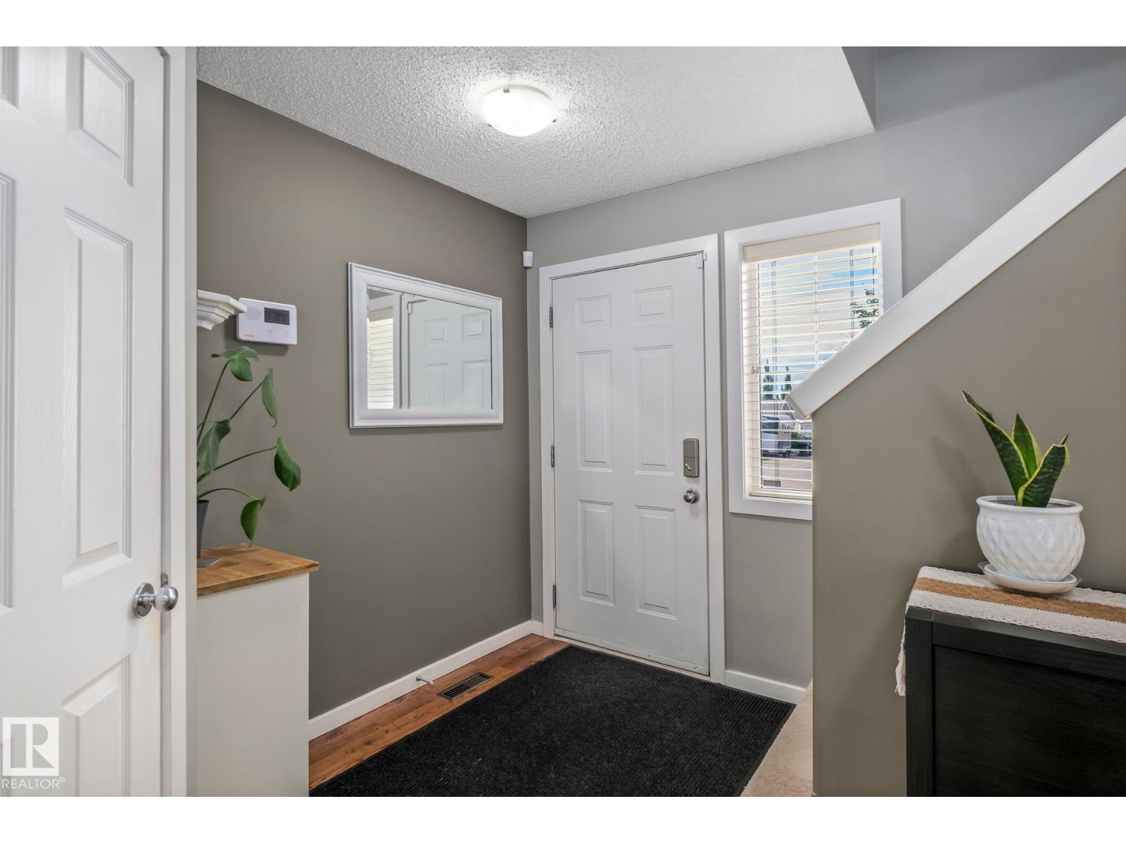 Photo 10 of 201 Cornwall Rd, Sherwood Park AB