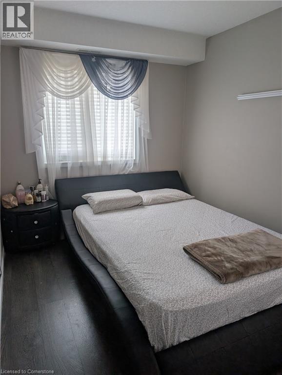 Photo 11 of 240 Rachel Street Unit E, Kitchener ON
