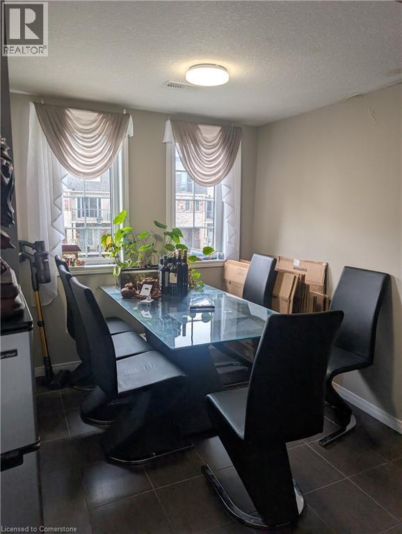 Photo 6 of 240 Rachel Street Unit E, Kitchener ON