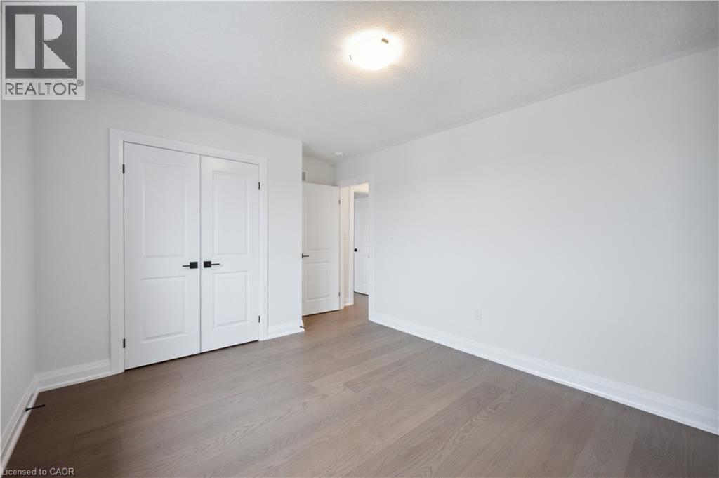 Photo 22 of 714 Autumn Willow Drive, Waterloo ON