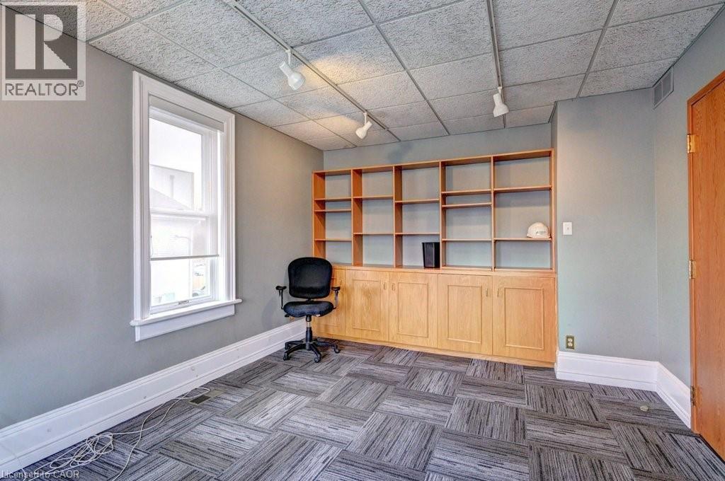 Photo 46 of 171 Victoria Street N, Kitchener ON