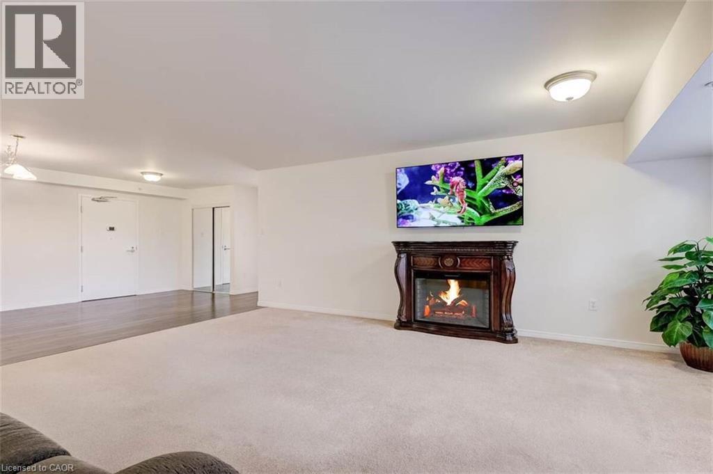 #311 8 HURON Street - 11