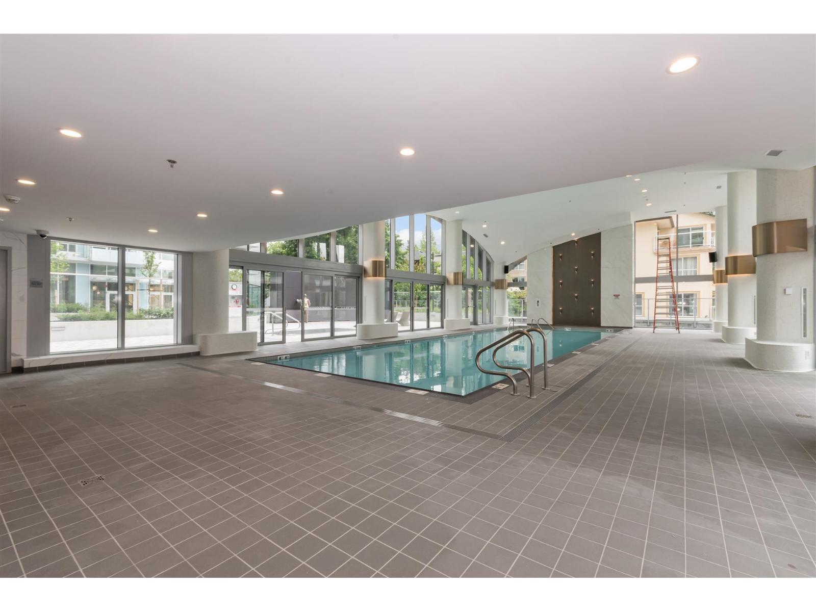 Photo 3 of 3607 13768 100 Avenue, Surrey BC