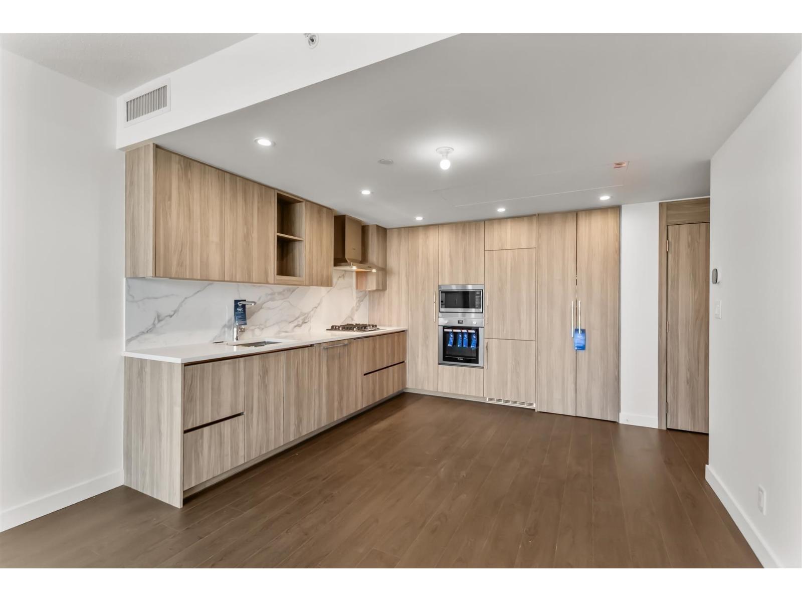 Photo 13 of 3607 13768 100 Avenue, Surrey BC