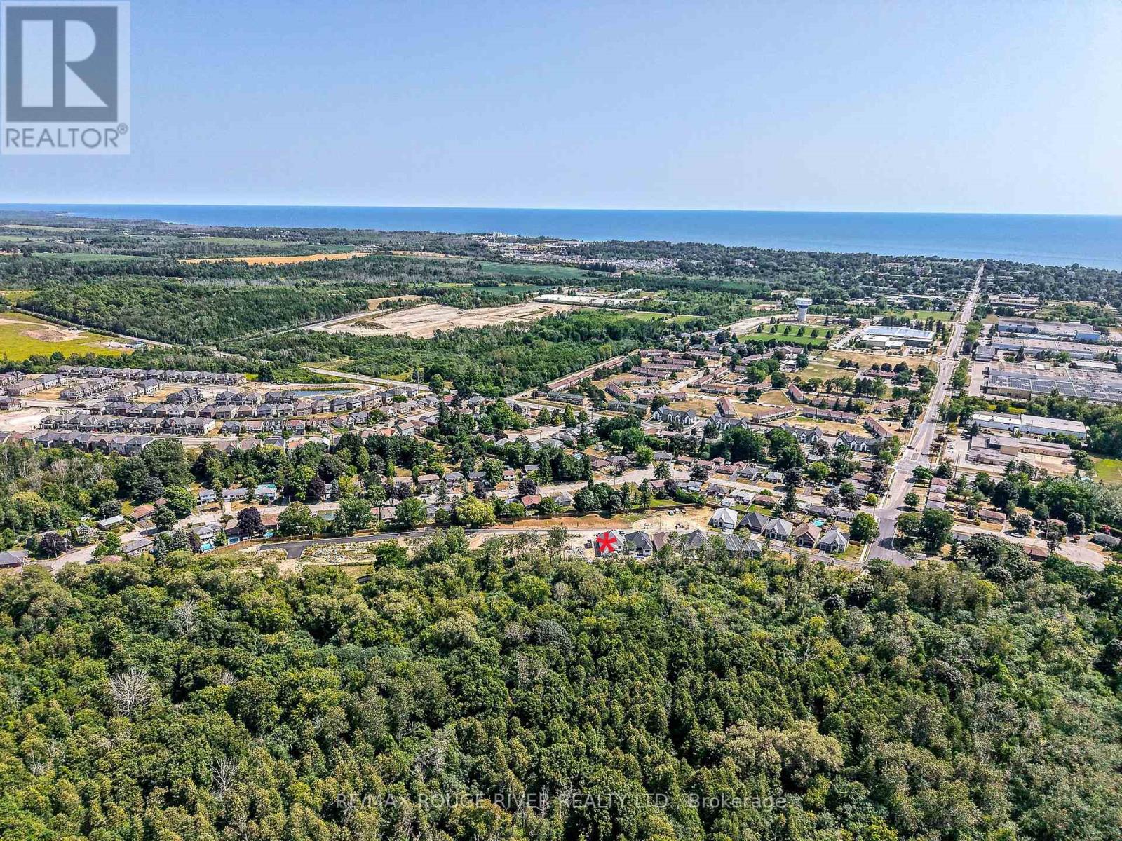Photo 4 of 5 1000 Darcy Street, Cobourg ON