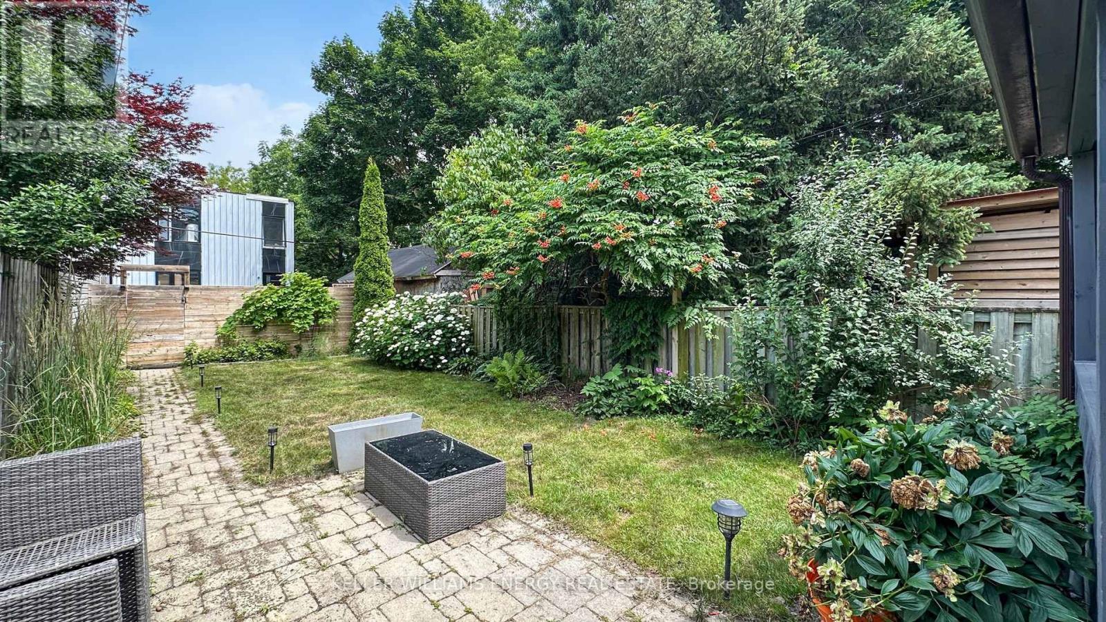 Photo 37 of 511 Perth Avenue, Toronto ON