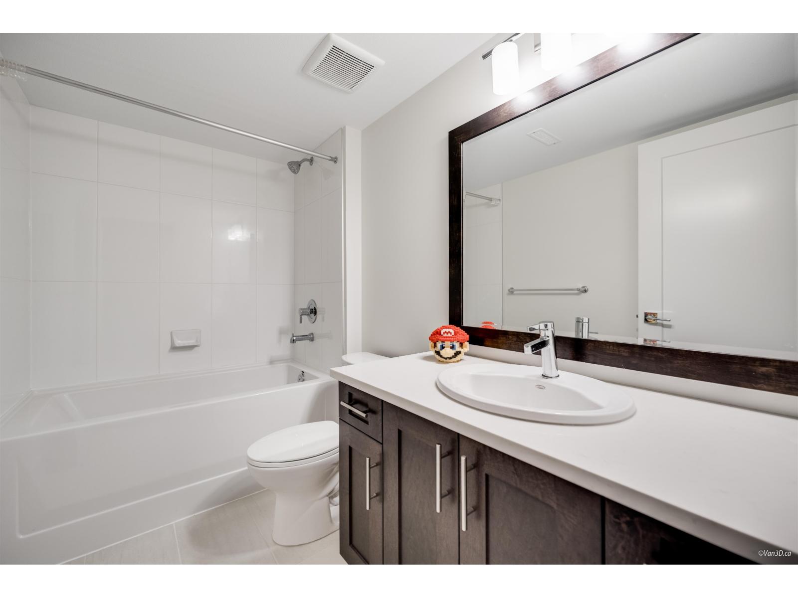 Photo 1 of 16623 21 A Avenue, Surrey BC