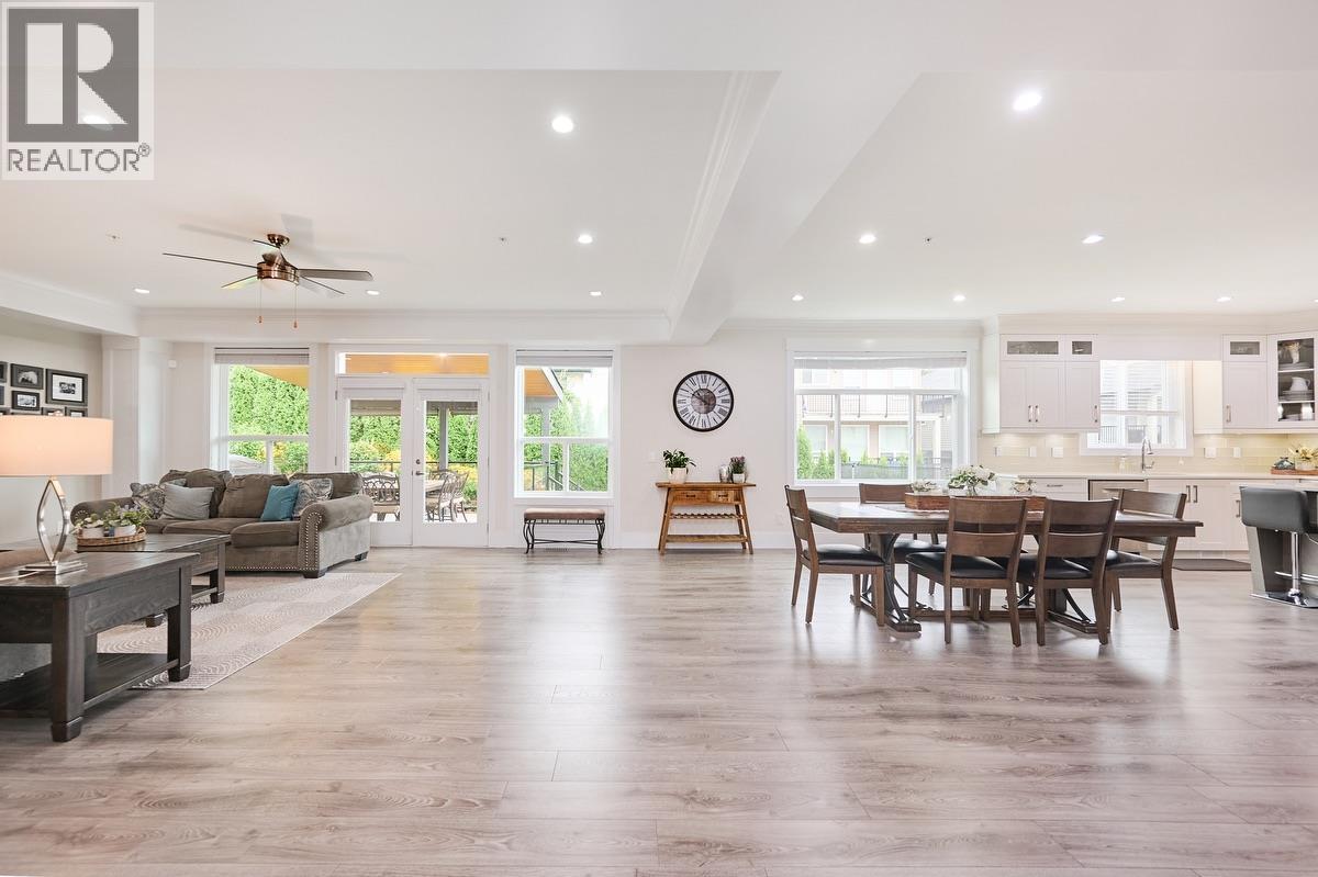 Photo 3 of 10108 246 A Street, Maple Ridge BC
