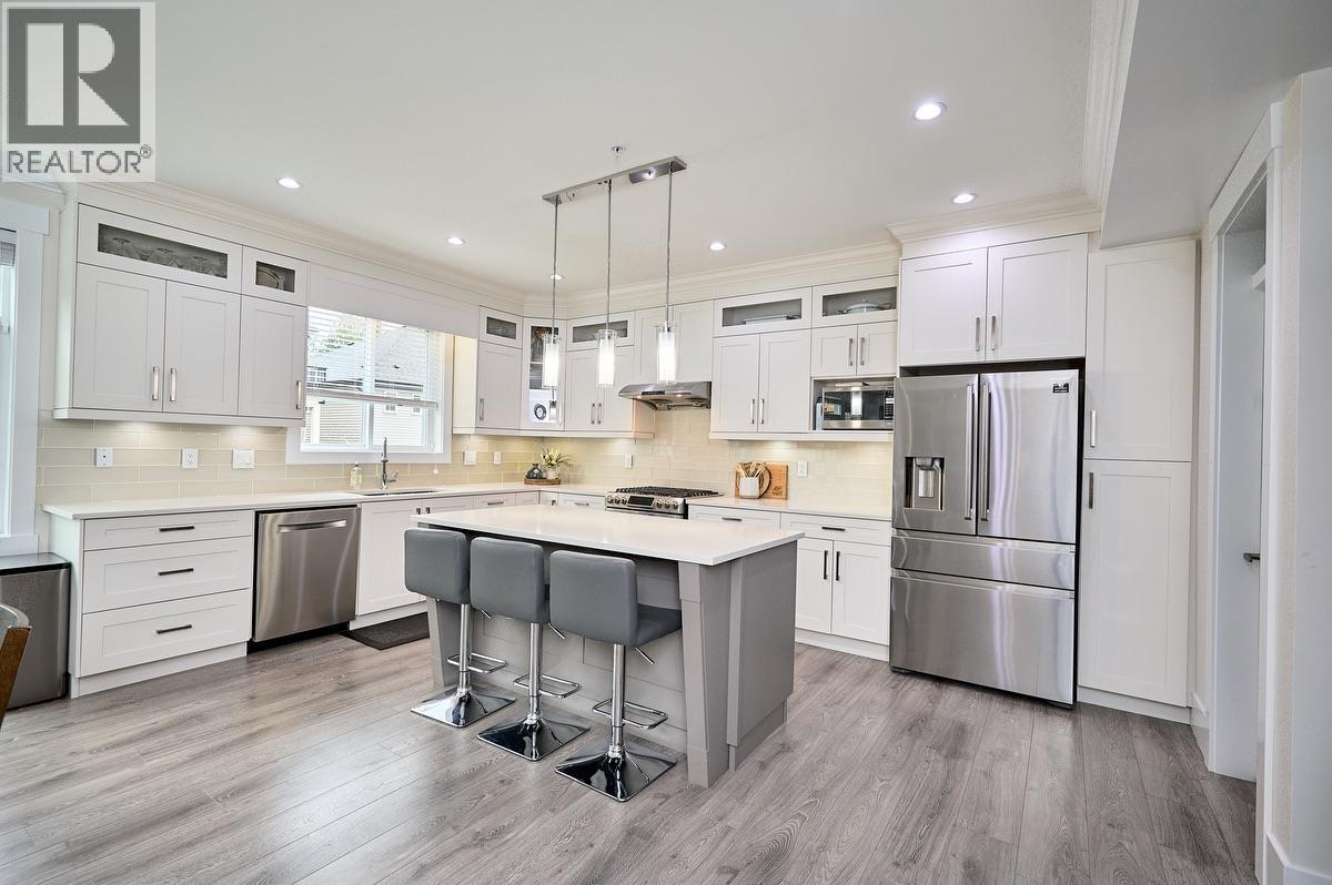 Photo 5 of 10108 246 A Street, Maple Ridge BC