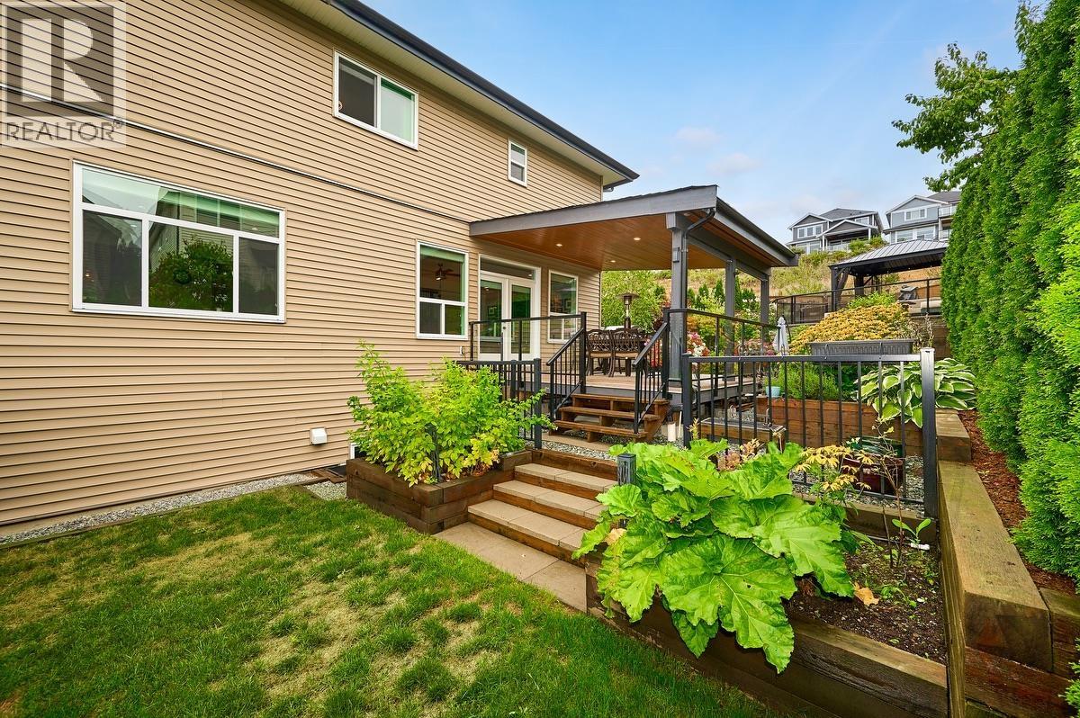 Photo 7 of 10108 246 A Street, Maple Ridge BC