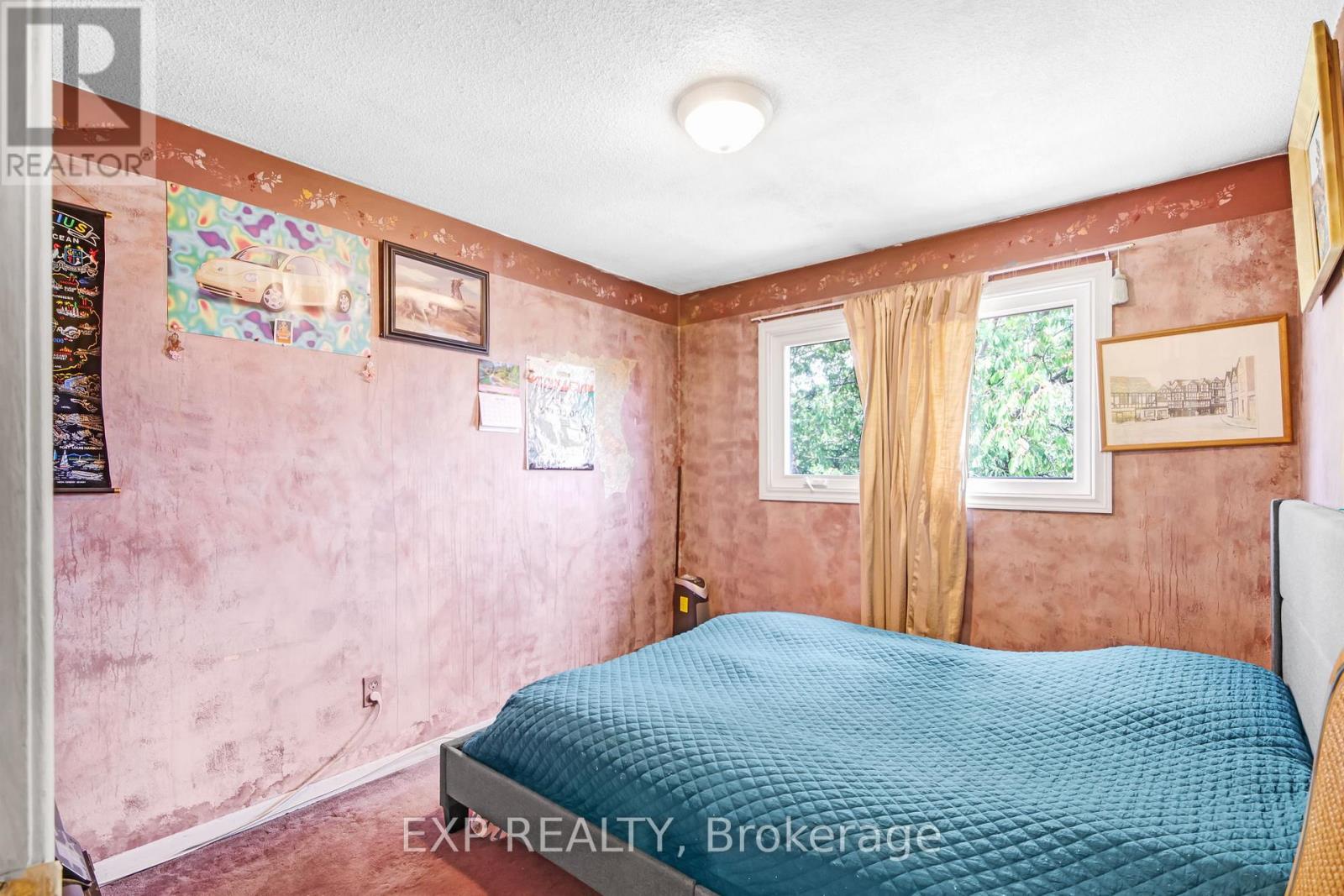 Photo 12 of 89 Kingswood Drive, Brampton ON