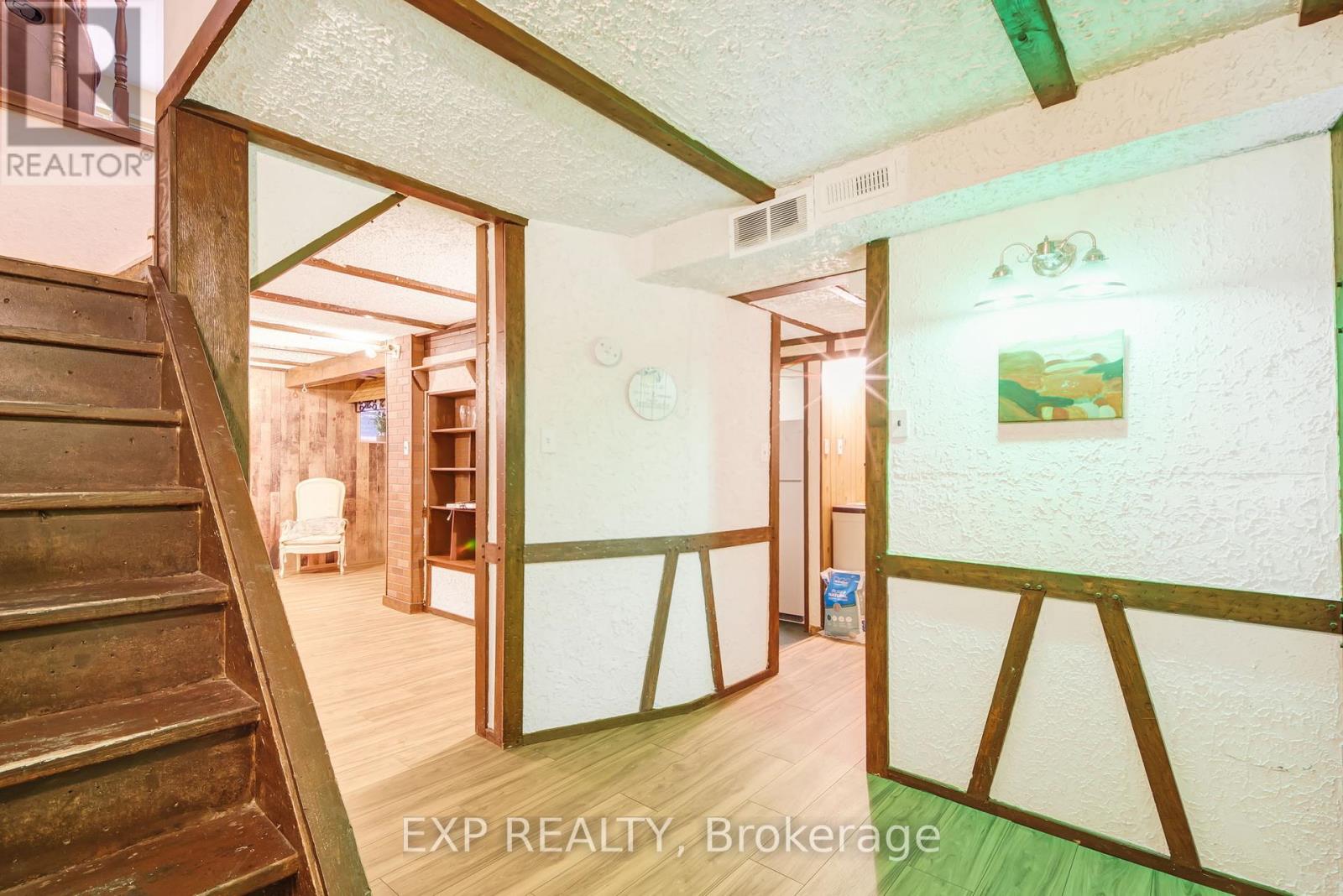 Photo 14 of 89 Kingswood Drive, Brampton ON