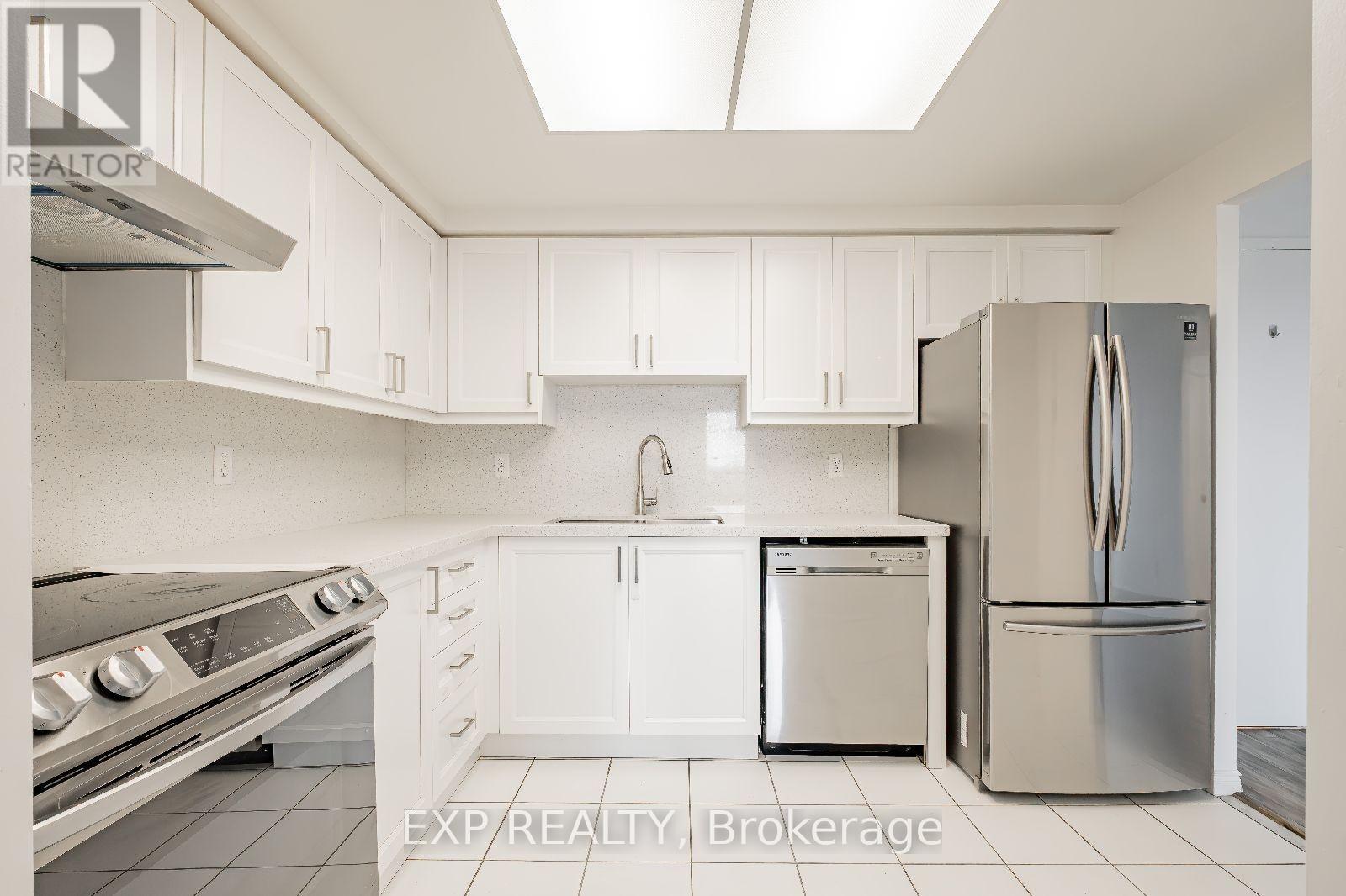 Photo 22 of 805 135 Hillcrest Avenue, Mississauga ON
