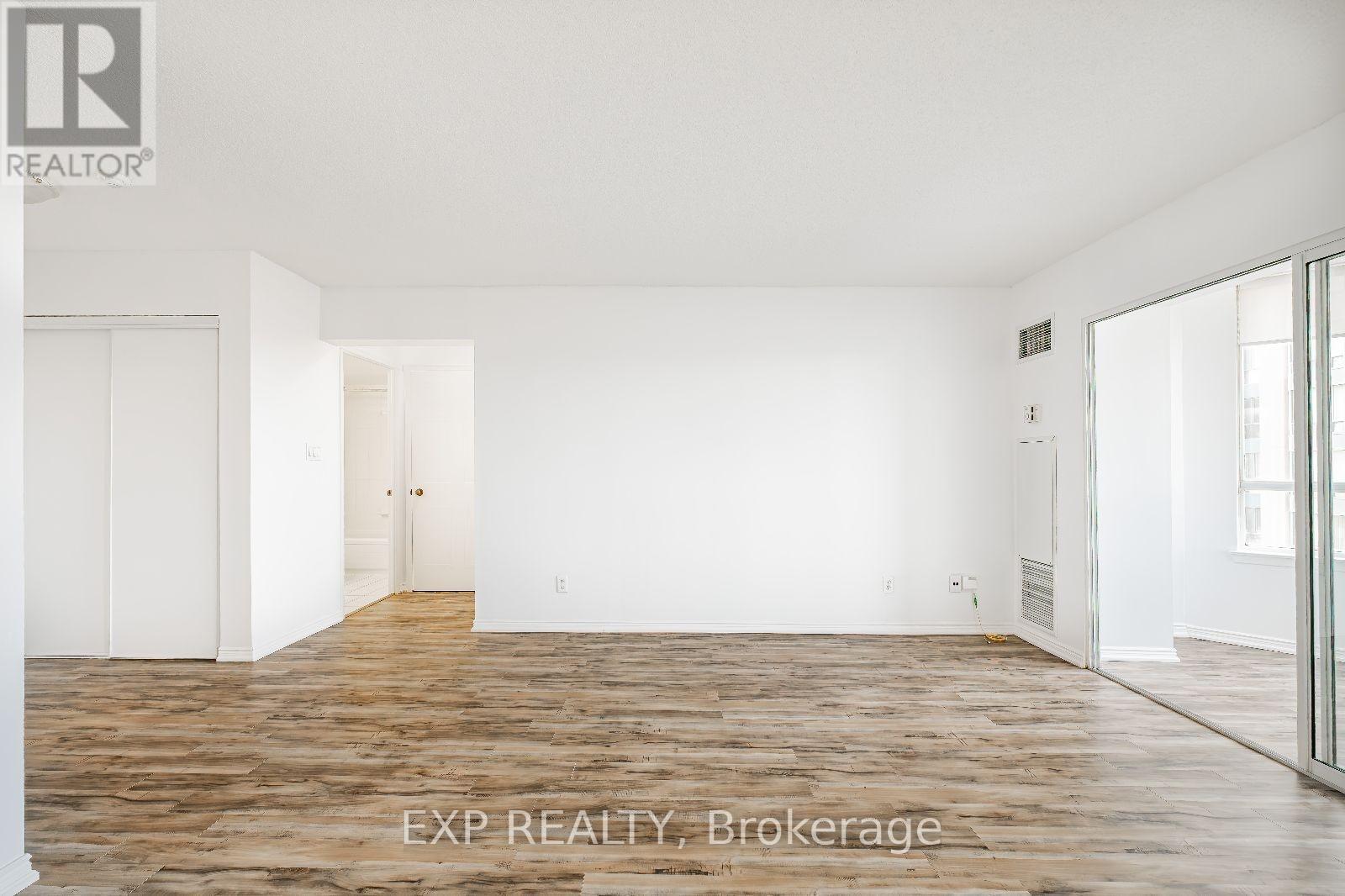 Photo 27 of 805 135 Hillcrest Avenue, Mississauga ON