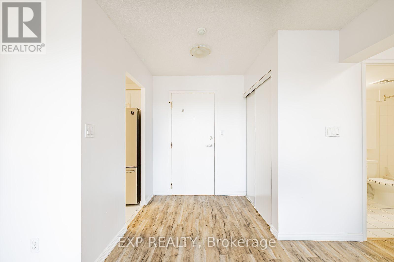 Photo 19 of 805 135 Hillcrest Avenue, Mississauga ON