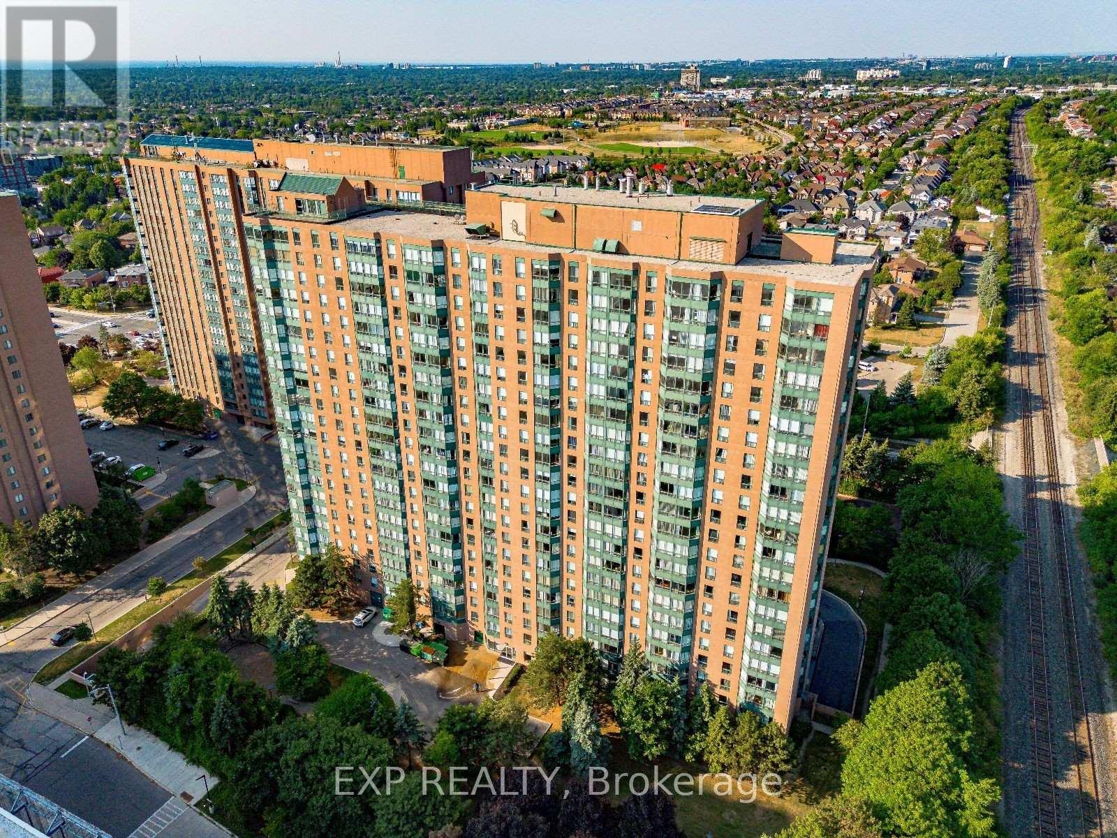 Photo 17 of 805 135 Hillcrest Avenue, Mississauga ON