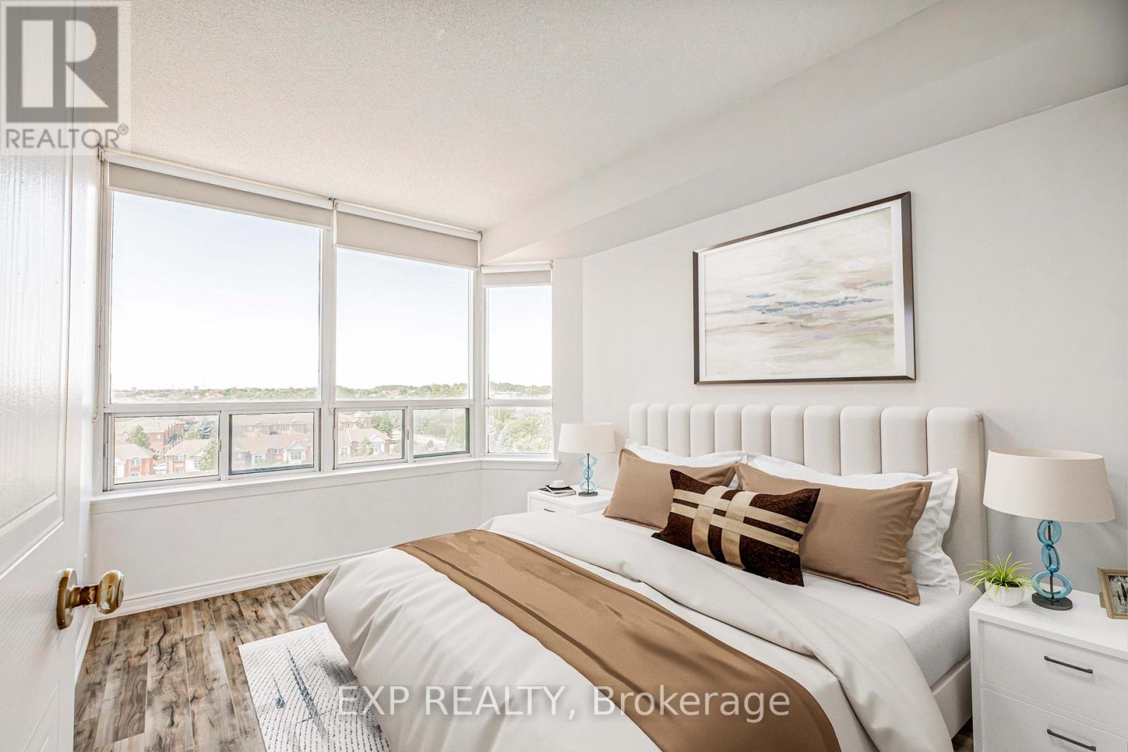 Photo 14 of 805 135 Hillcrest Avenue, Mississauga ON