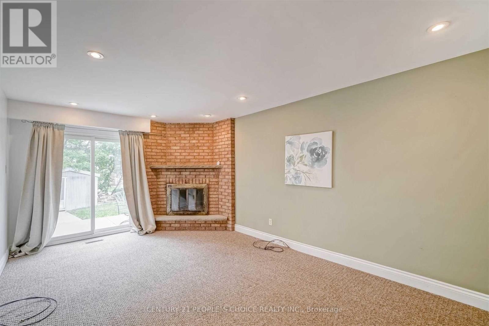 Photo 1 of 58 Camberley Crescent, Brampton ON