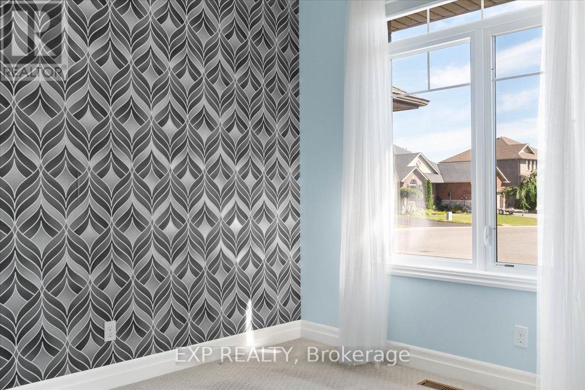 Photo 21 of 79 Hanover Court, Belleville ON