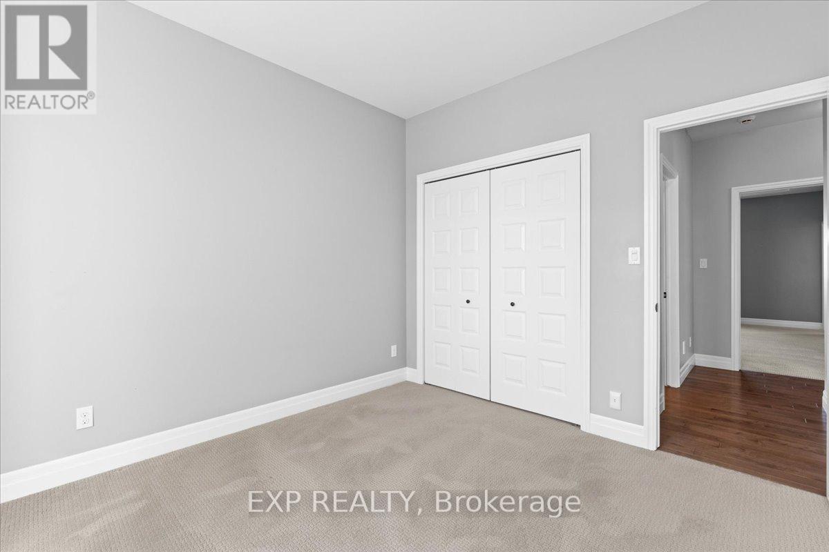 Photo 24 of 79 Hanover Court, Belleville ON