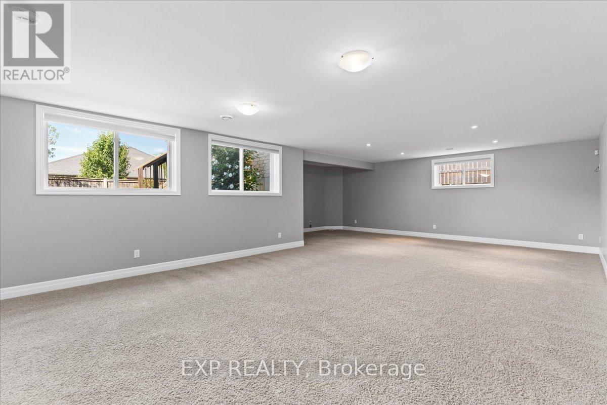 Photo 27 of 79 Hanover Court, Belleville ON