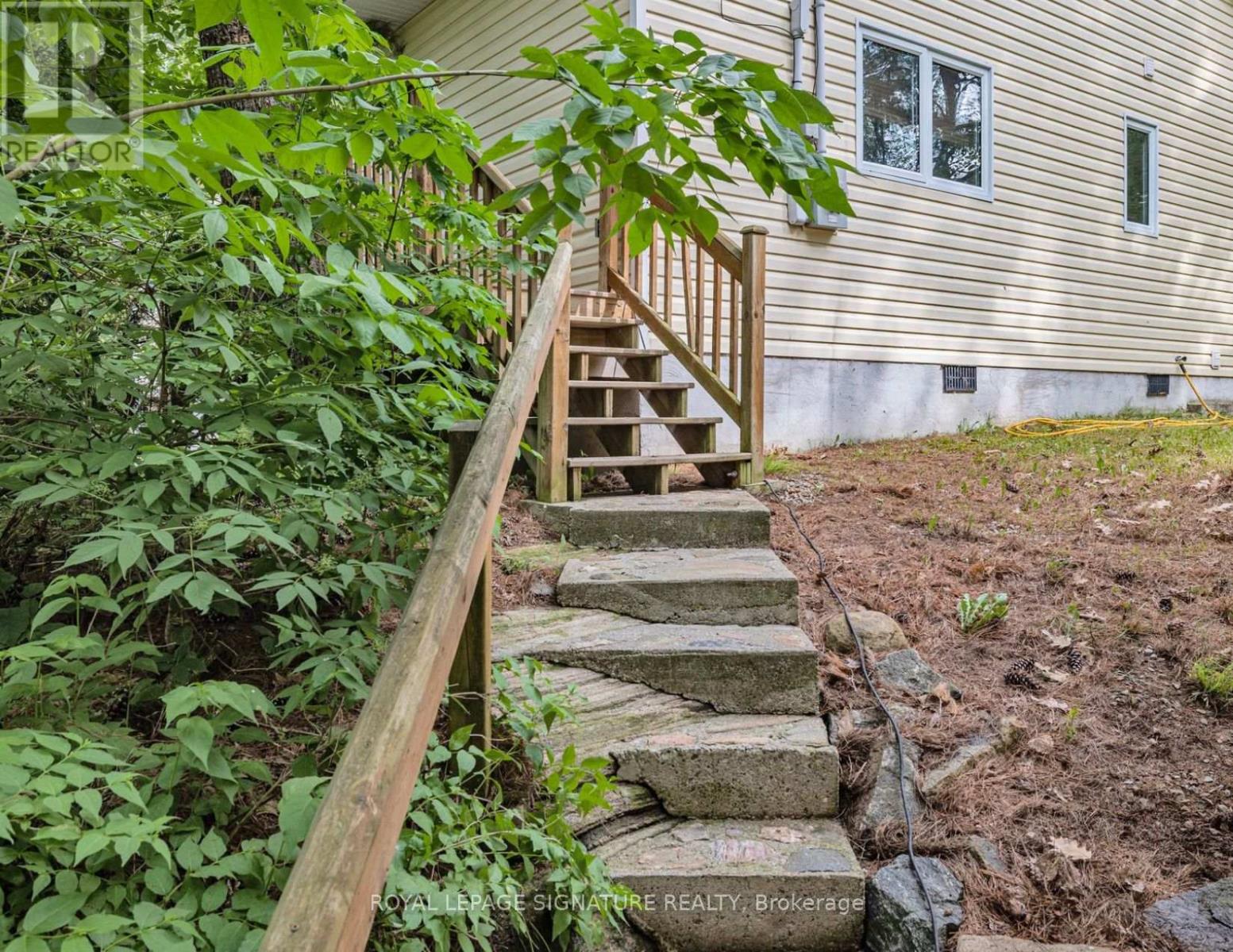 Photo 29 of 3309 Riverdale Drive, Severn ON