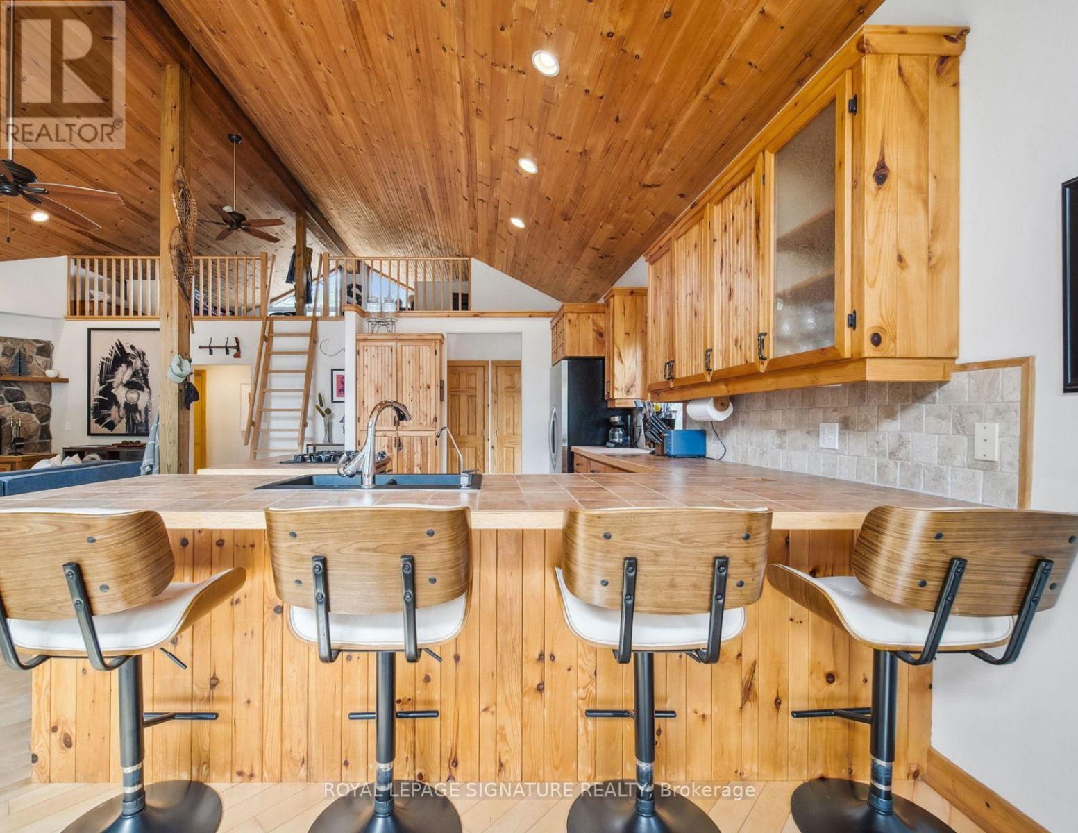 Photo 14 of 3309 Riverdale Drive, Severn ON