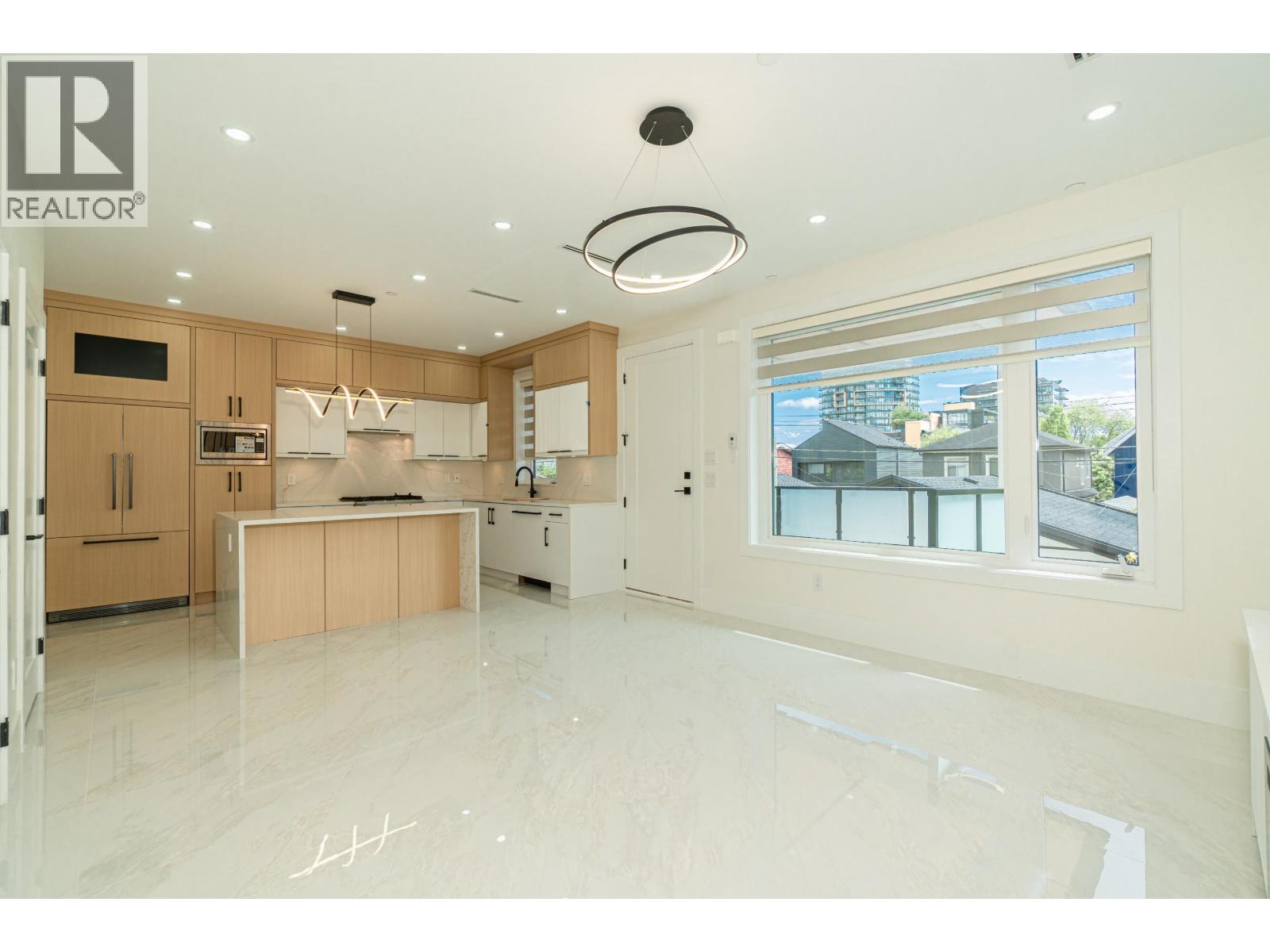 1554 W 66TH AVENUE, Vancouver