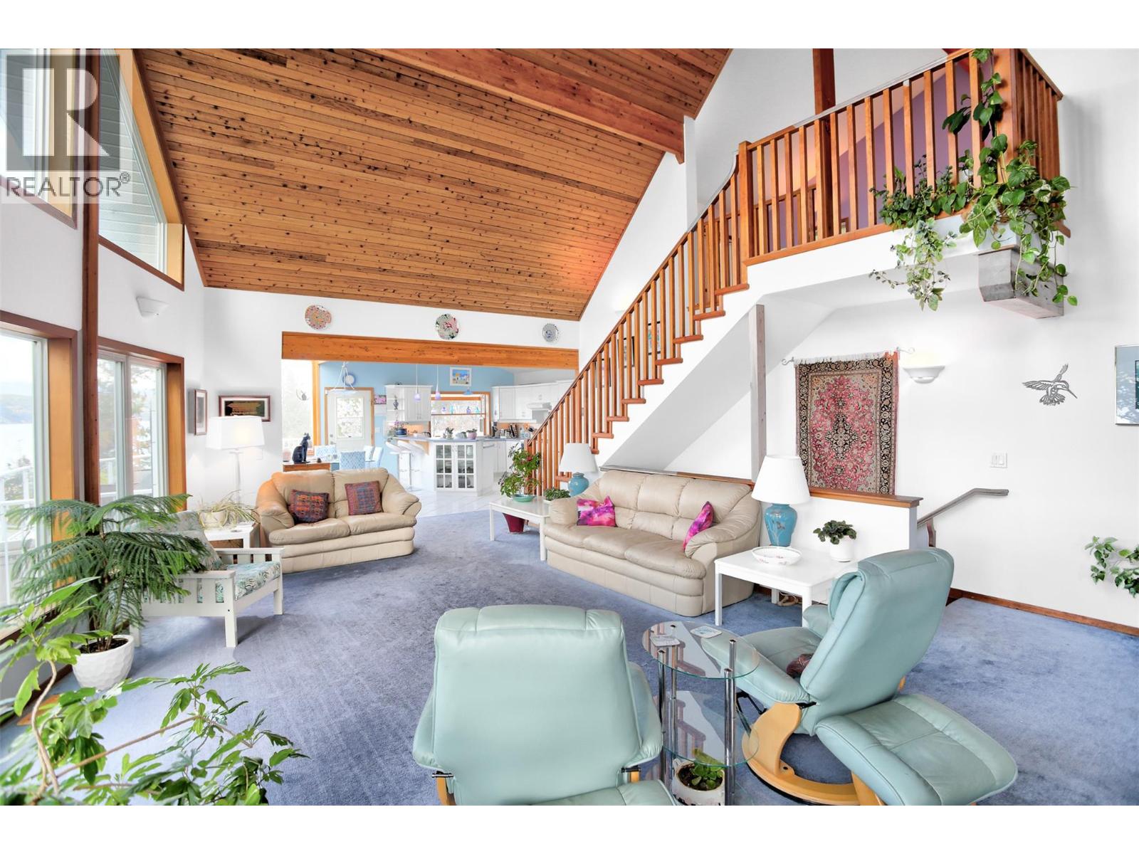  3765 Westside Road North, Kelowna