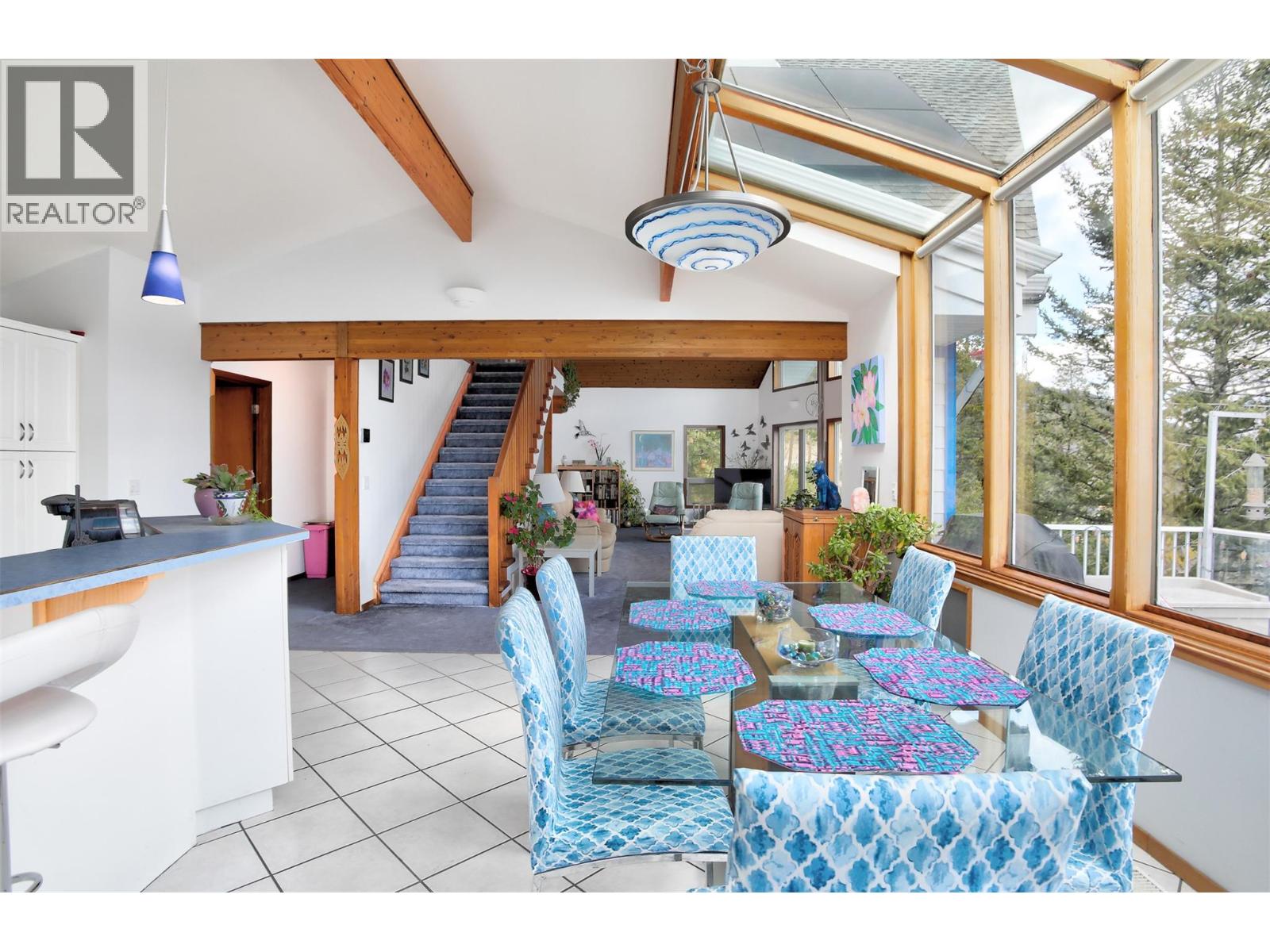  3765 Westside Road North, Kelowna