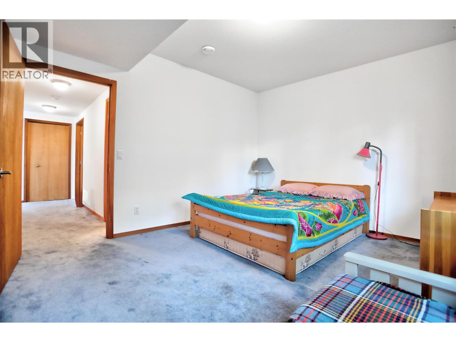  3765 Westside Road North, Kelowna