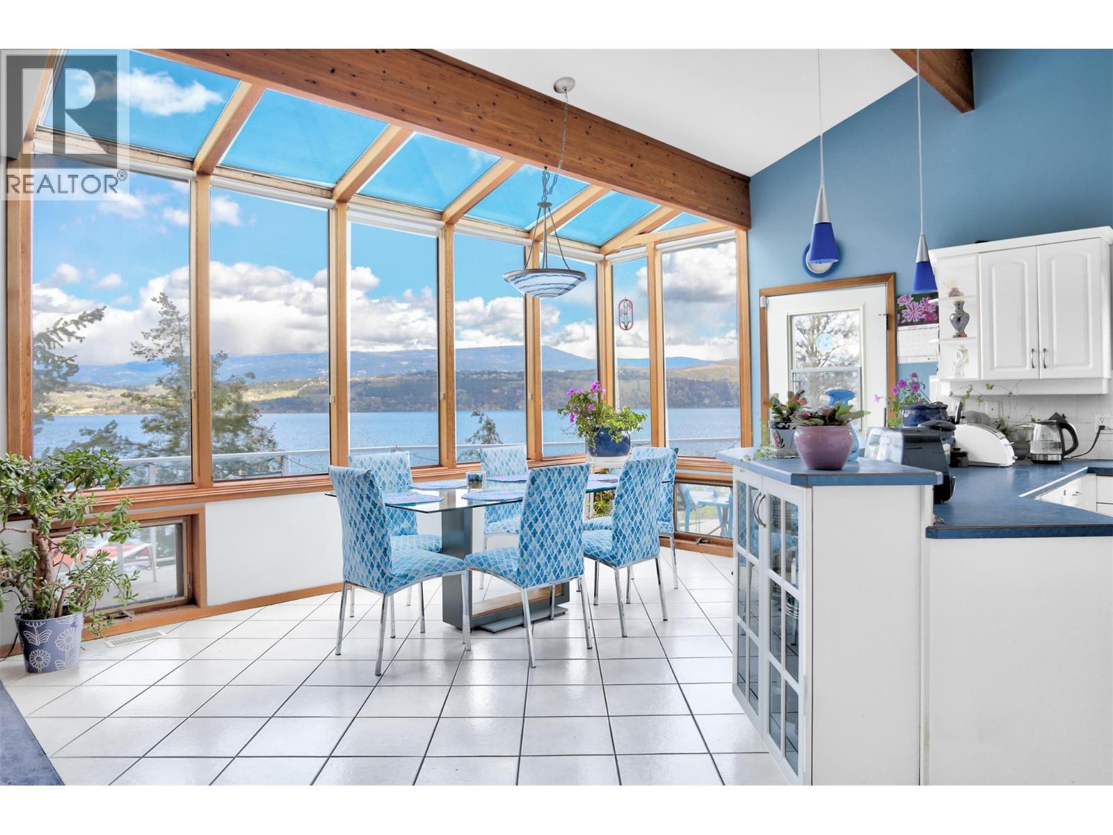  3765 Westside Road North, Kelowna