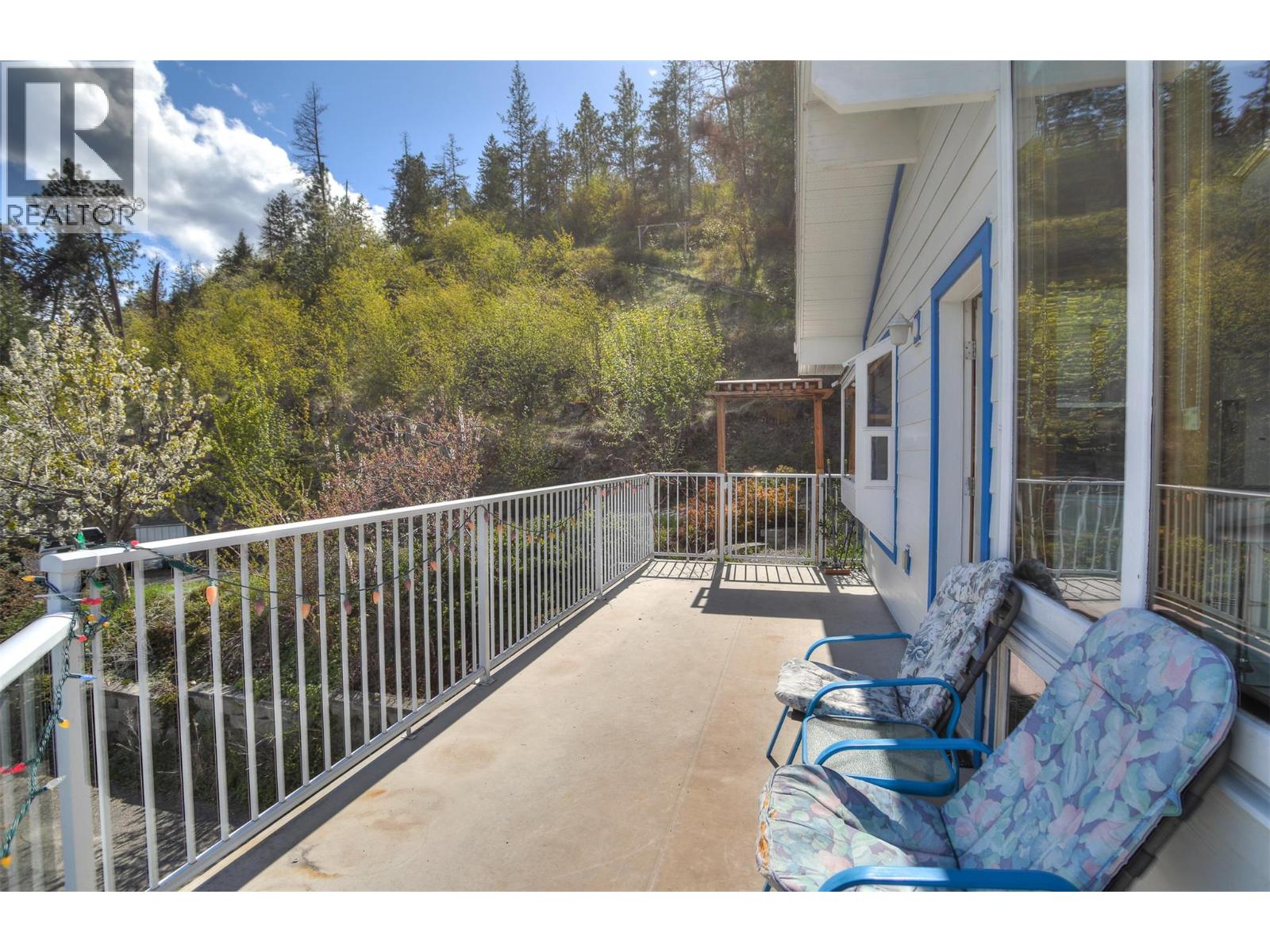 3765 Westside Road North, Kelowna