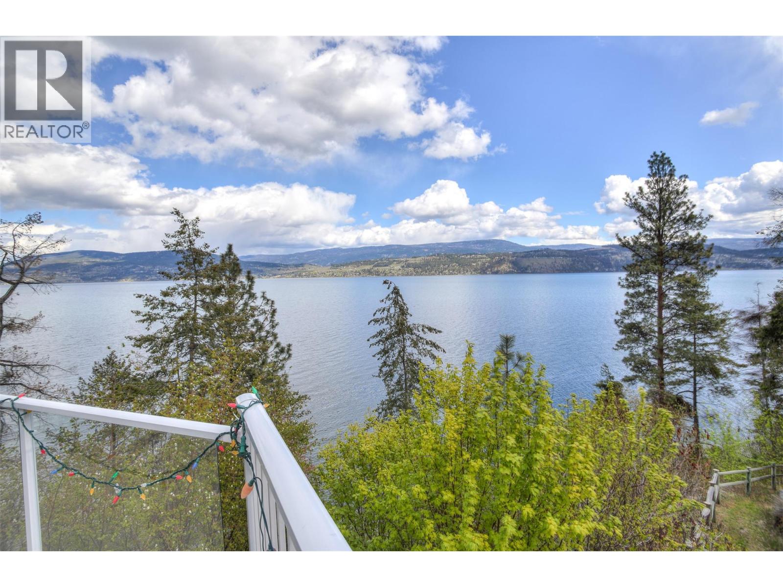 3765 Westside Road North, Kelowna