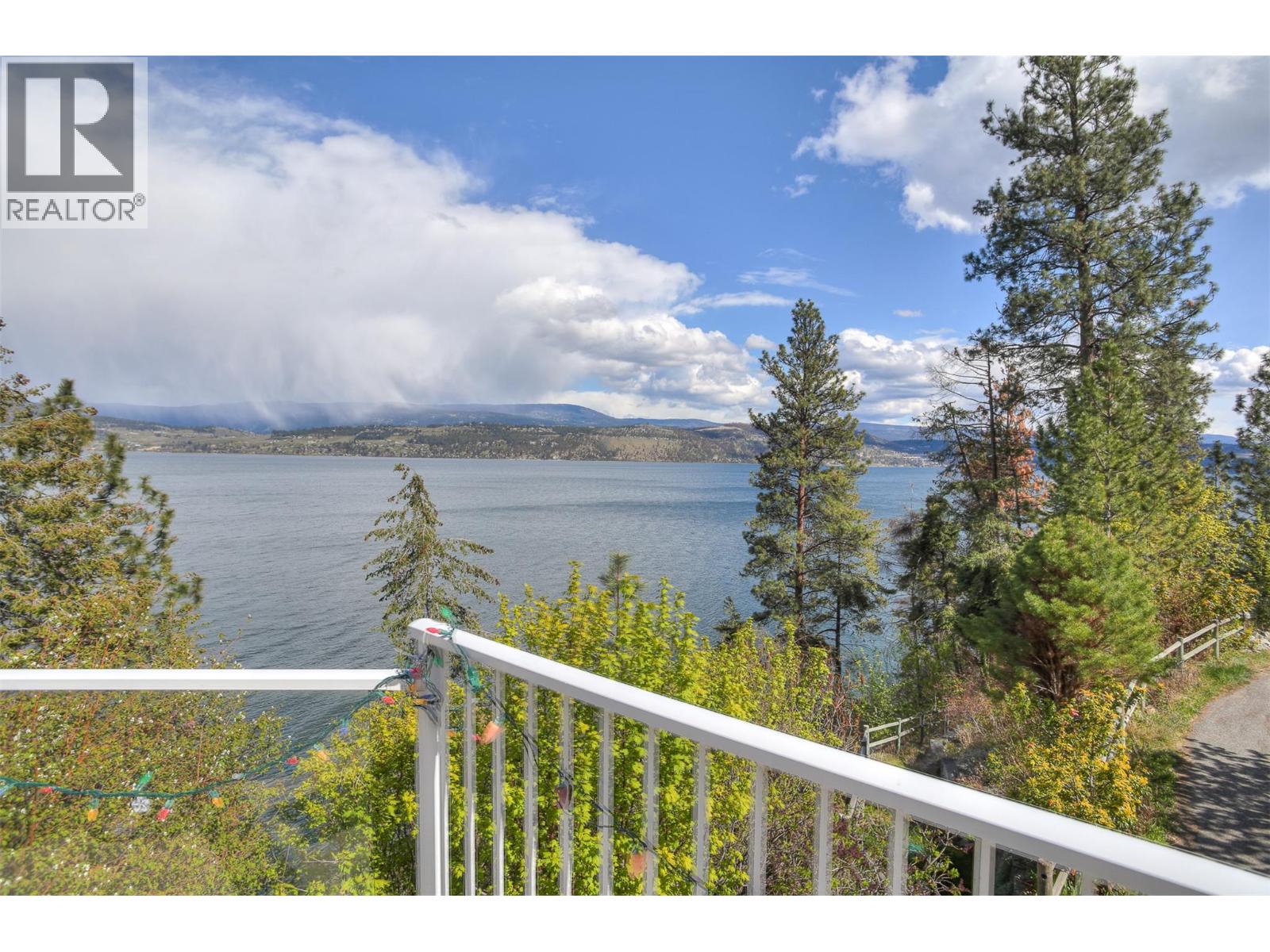  3765 Westside Road North, Kelowna
