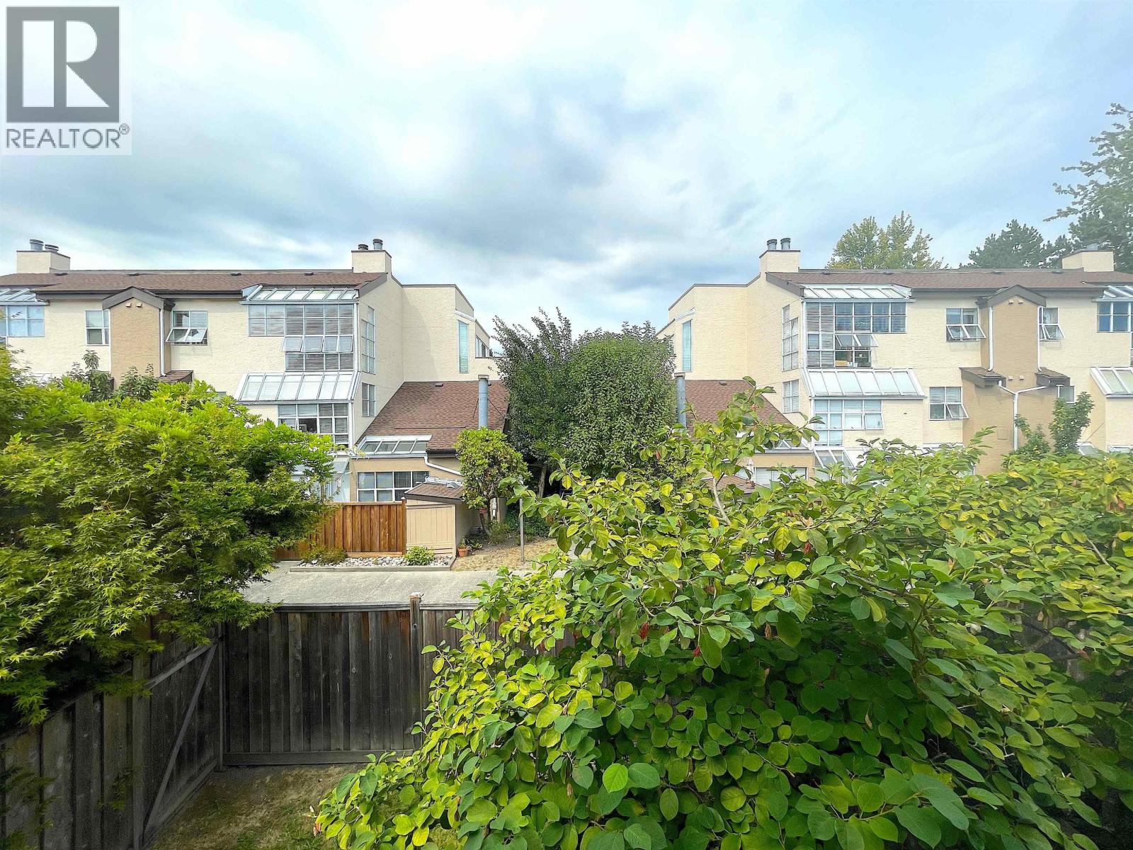 7 7660 ABERCROMBIE DRIVE, Richmond