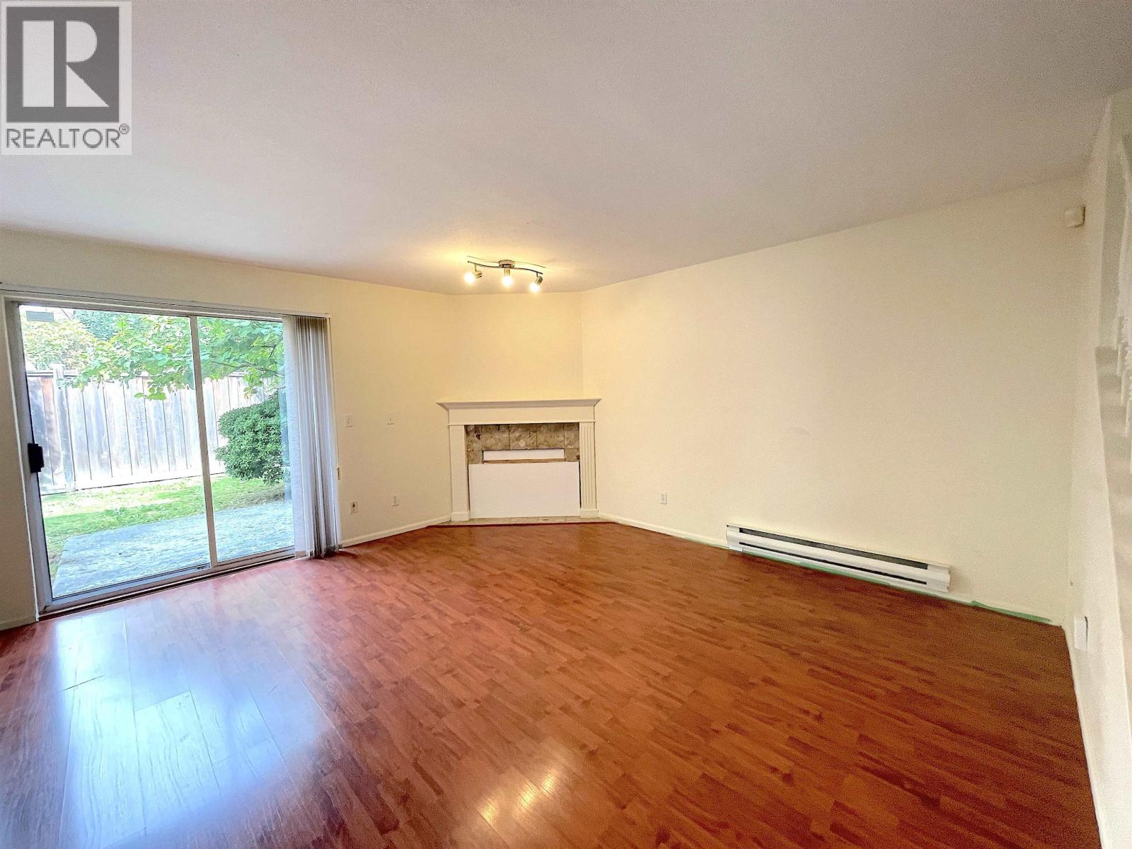 7 7660 ABERCROMBIE DRIVE, Richmond