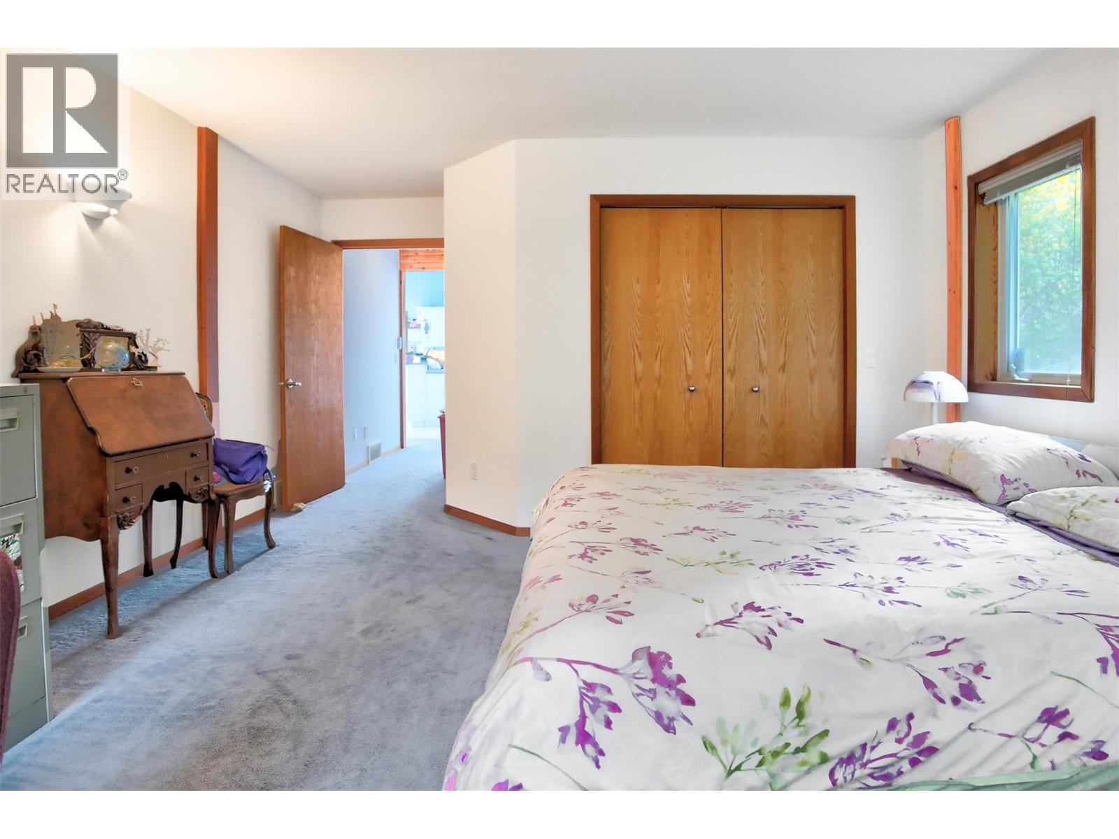  3765 Westside Road North, Kelowna
