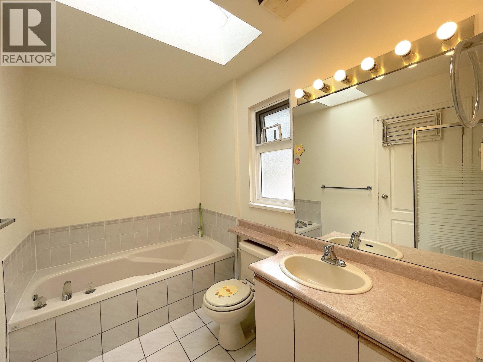 7 7660 ABERCROMBIE DRIVE, Richmond