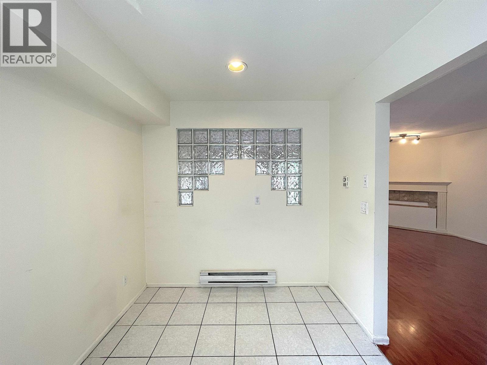 7 7660 ABERCROMBIE DRIVE, Richmond