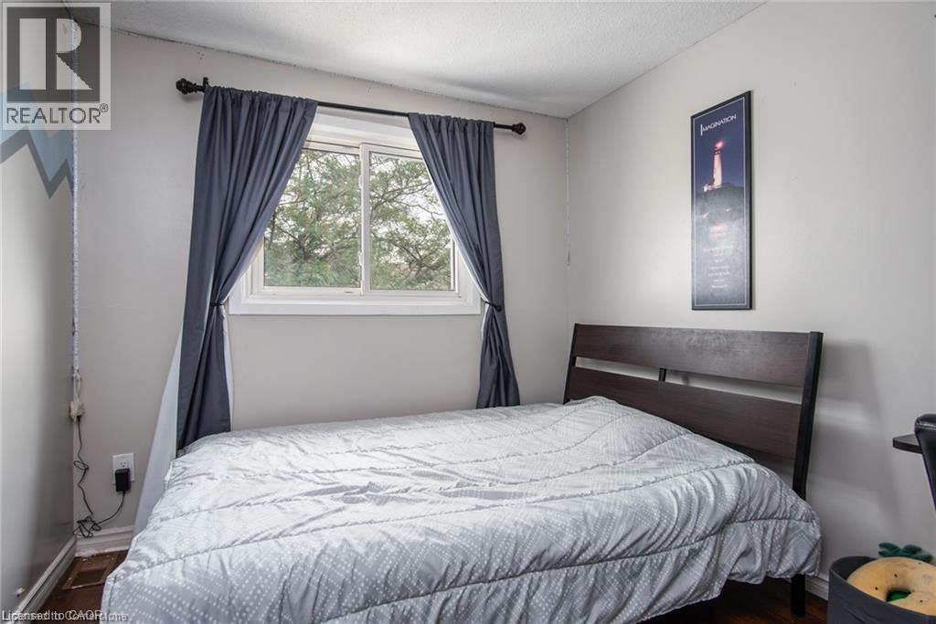 Photo 38 of 80 Old Country Drive Unit 14, Kitchener ON
