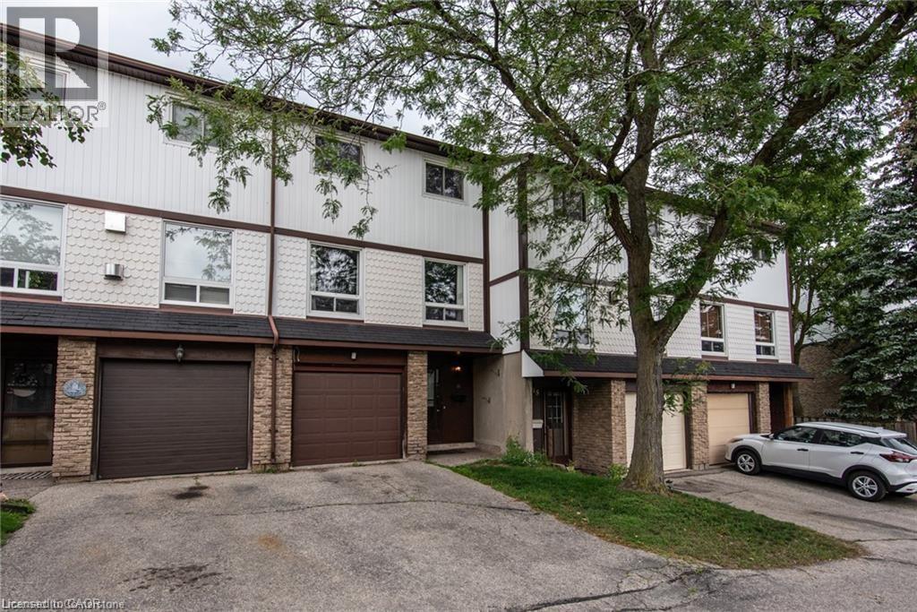 Photo 1 of 80 Old Country Drive Unit 14, Kitchener ON