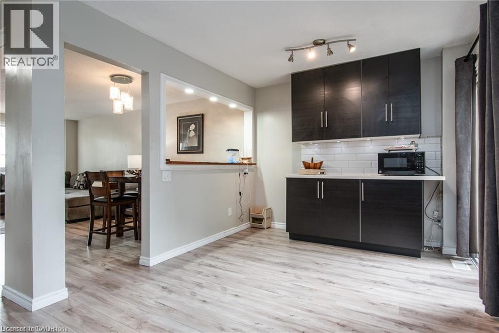Photo 14 of 80 Old Country Drive Unit 14, Kitchener ON