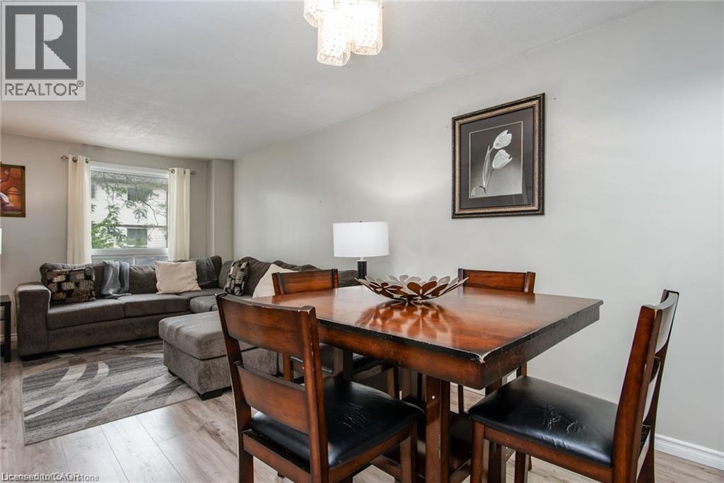 Photo 10 of 80 Old Country Drive Unit 14, Kitchener ON