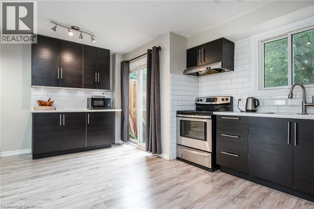 Photo 24 of 80 Old Country Drive Unit 14, Kitchener ON