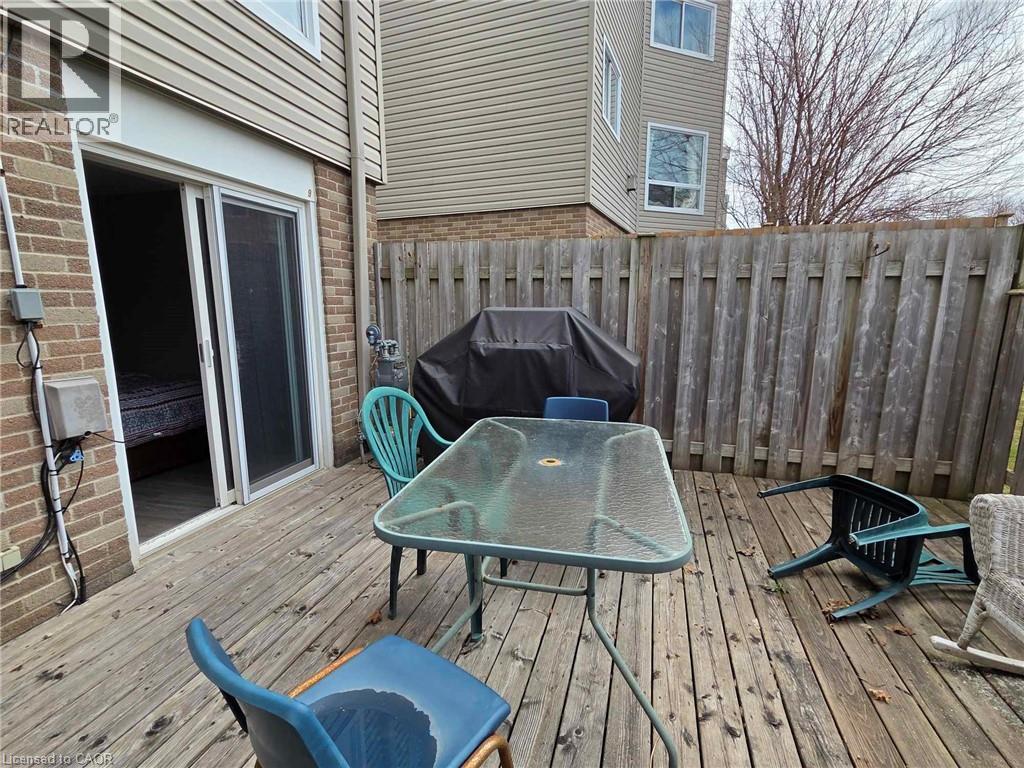 Photo 13 of 60 Elmsdale Drive Unit 9, Kitchener ON